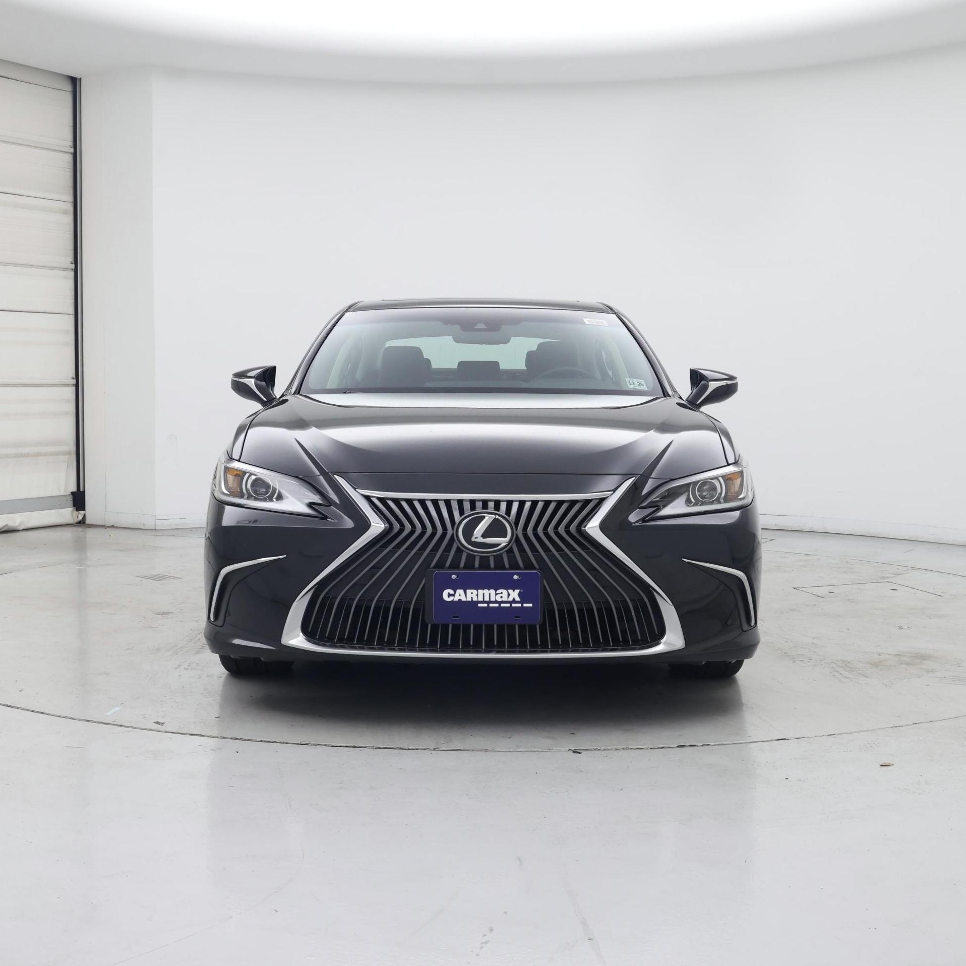 Thumbnail: 2021 Lexus ES - 5