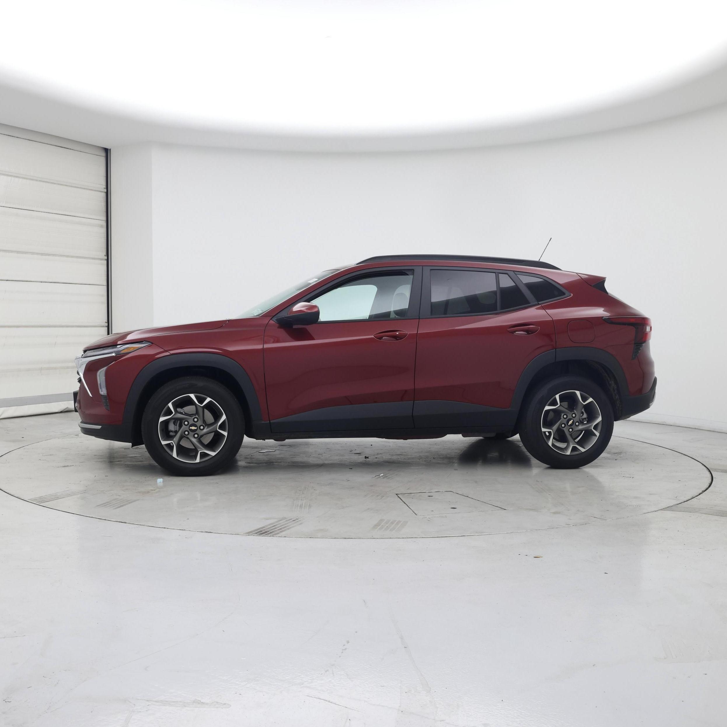 Thumbnail: 2024 Chevrolet Trax - 3