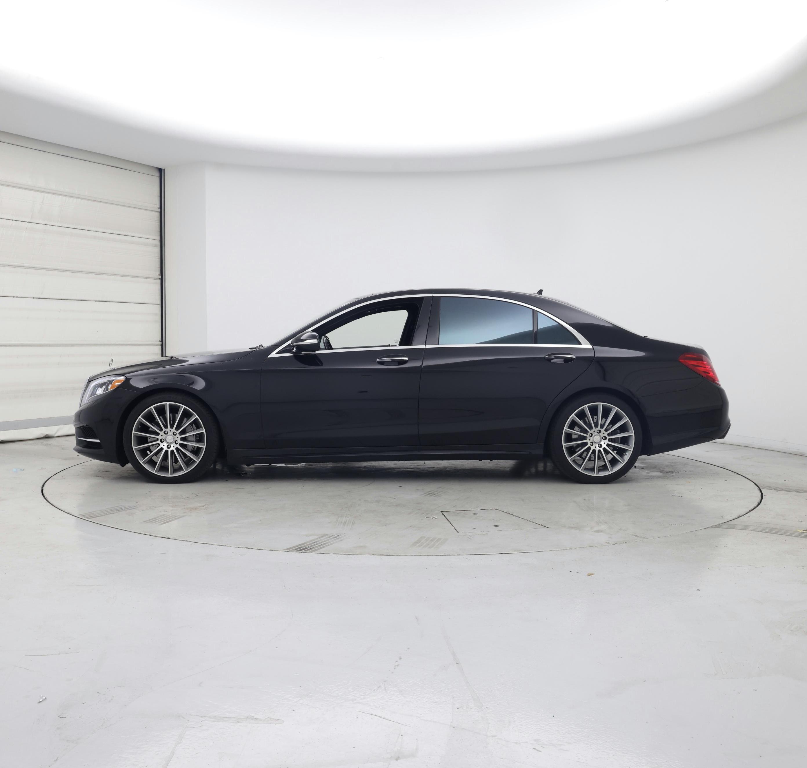 Thumbnail: 2015 Mercedes-Benz S-Class - 3
