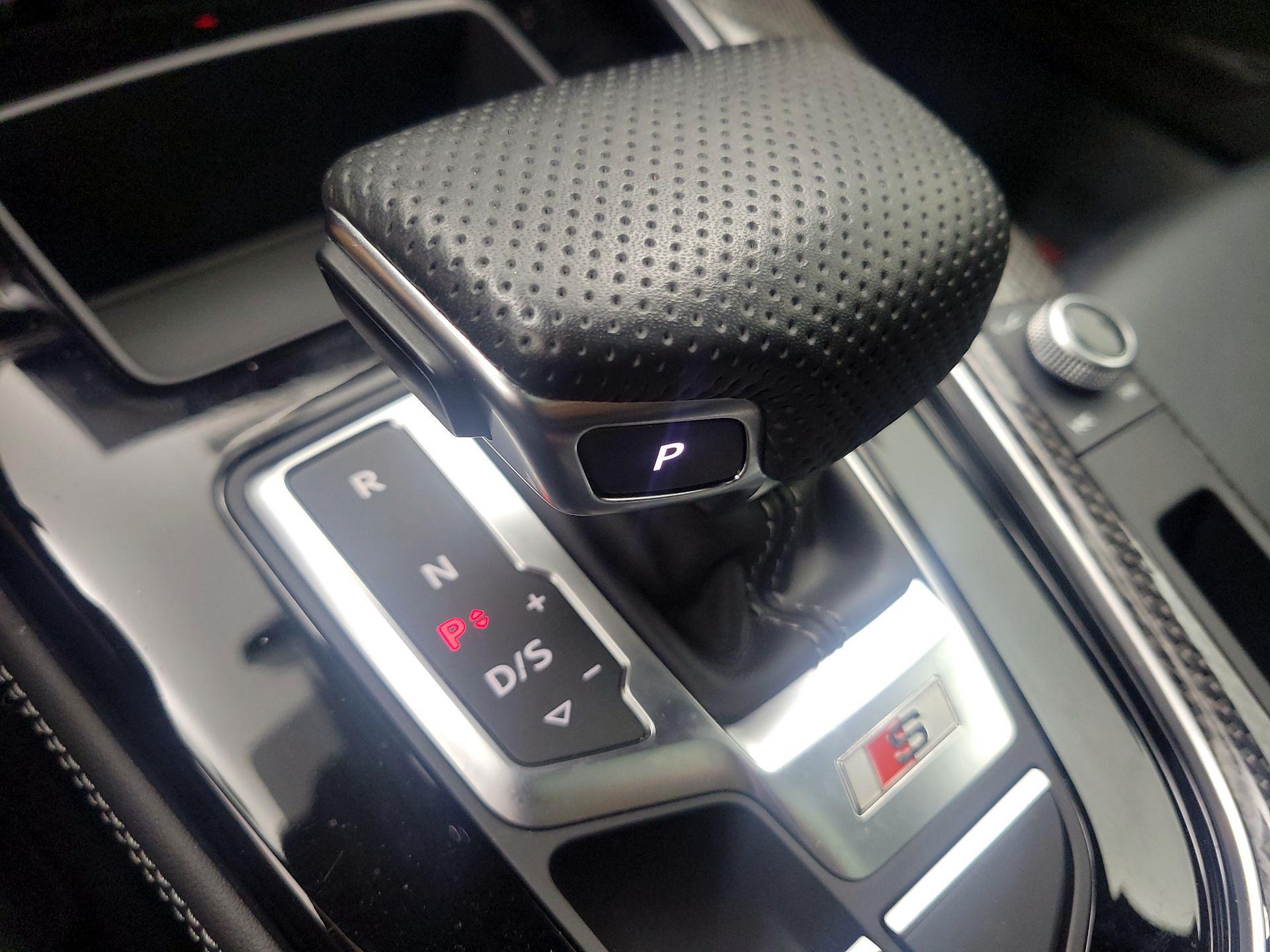 Thumbnail: 2021 Audi S4 - 16