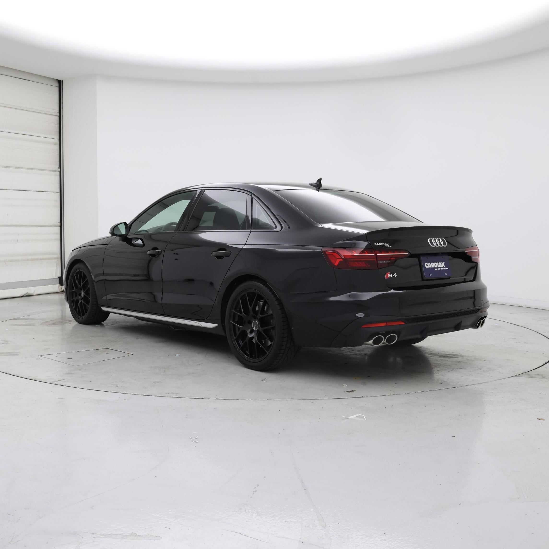 Thumbnail: 2021 Audi S4 - 2
