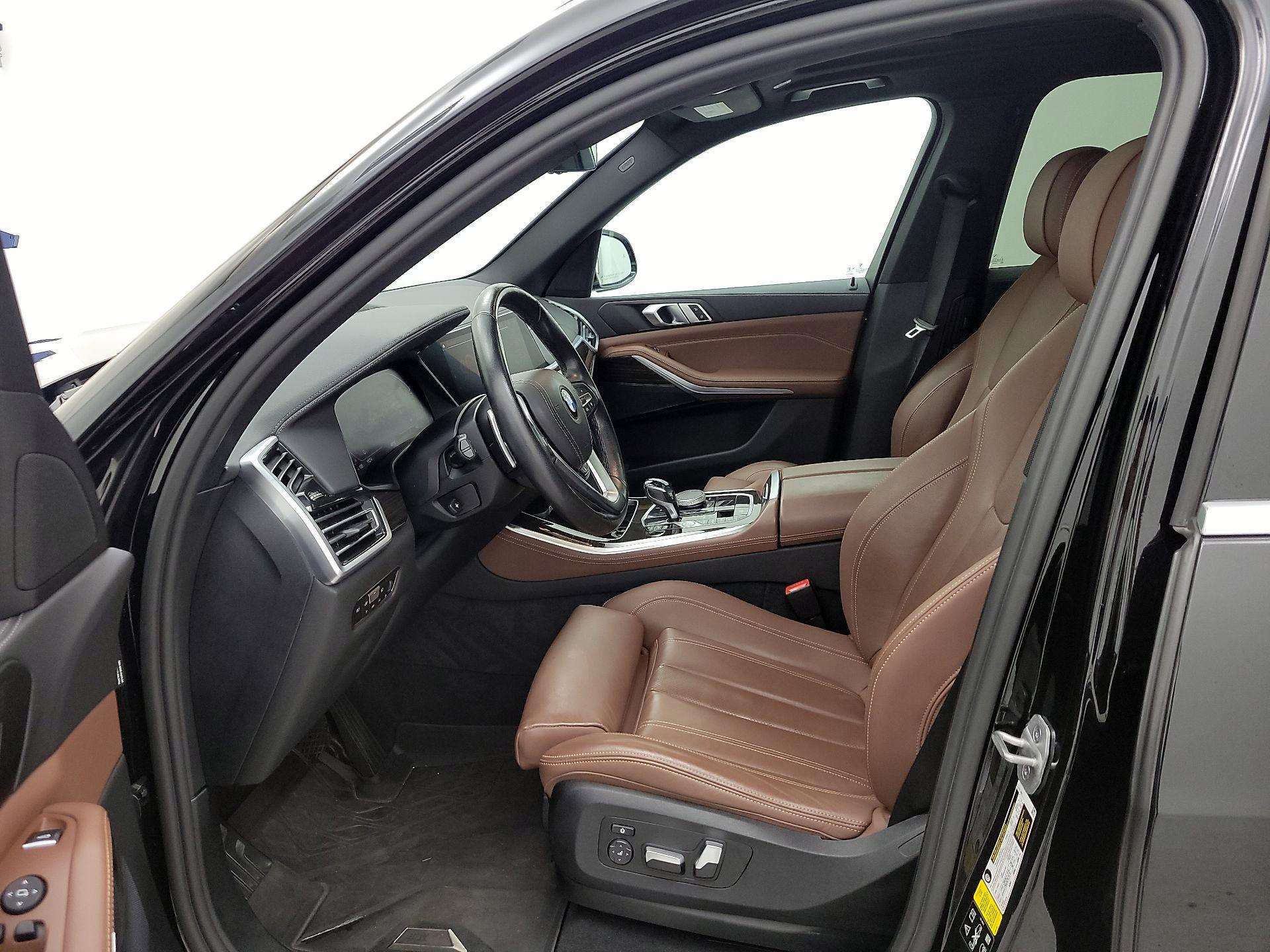 Thumbnail: 2021 BMW X5 - 11