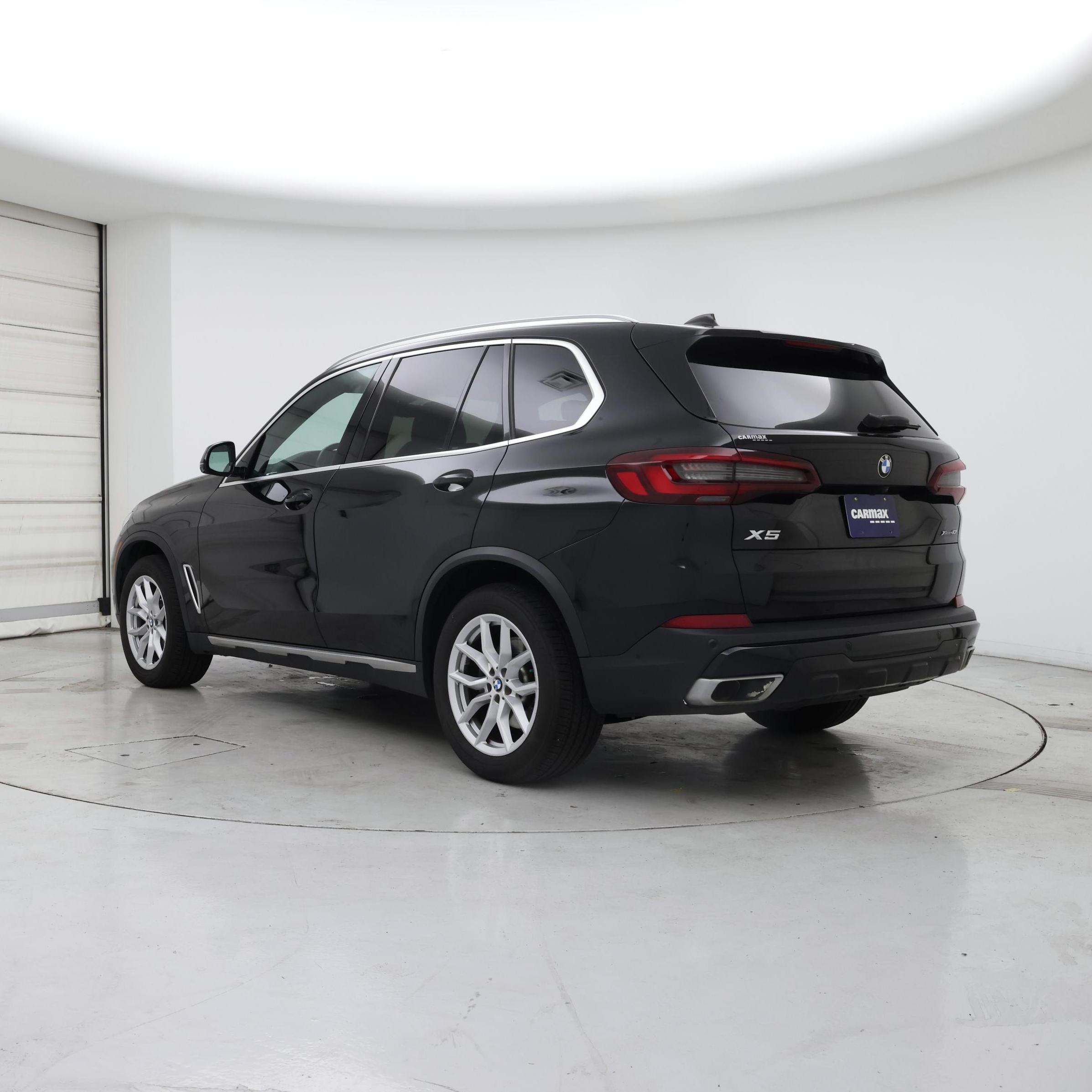 Thumbnail: 2021 BMW X5 - 2