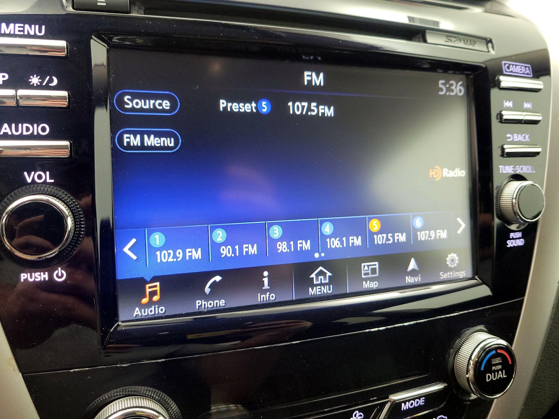 Thumbnail: 2017 Nissan Murano - 16