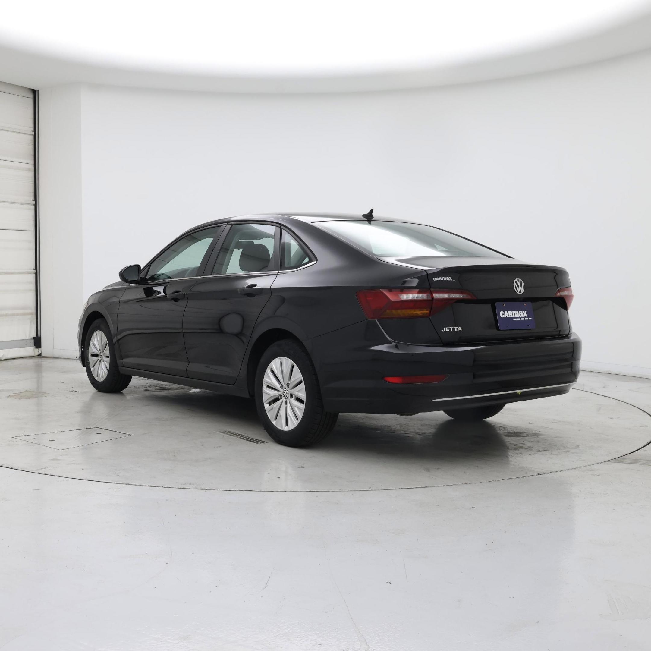 Thumbnail: 2019 Volkswagen Jetta - 2