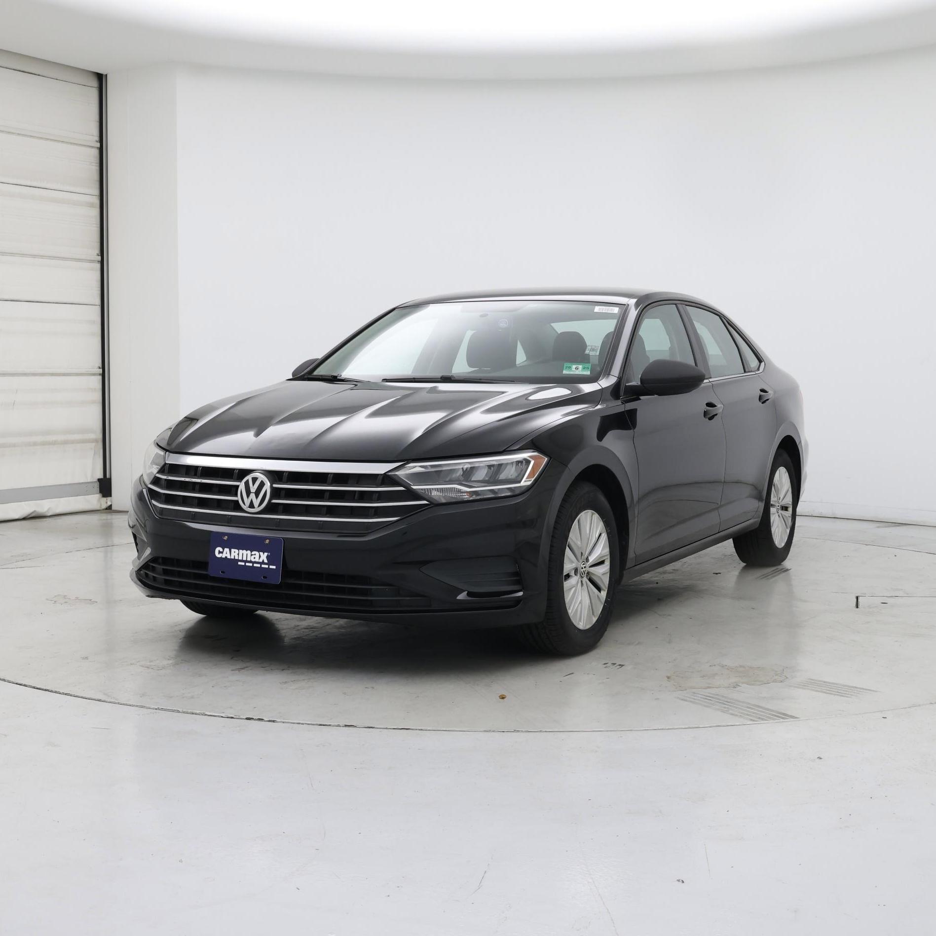 Thumbnail: 2019 Volkswagen Jetta - 4