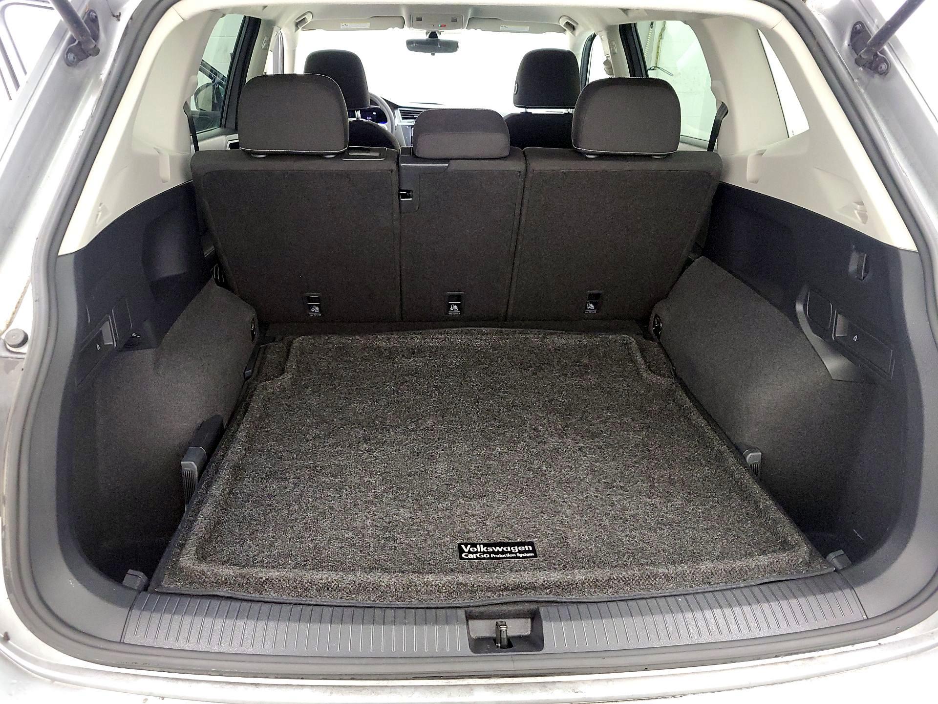 Thumbnail: 2023 Volkswagen Tiguan - 20