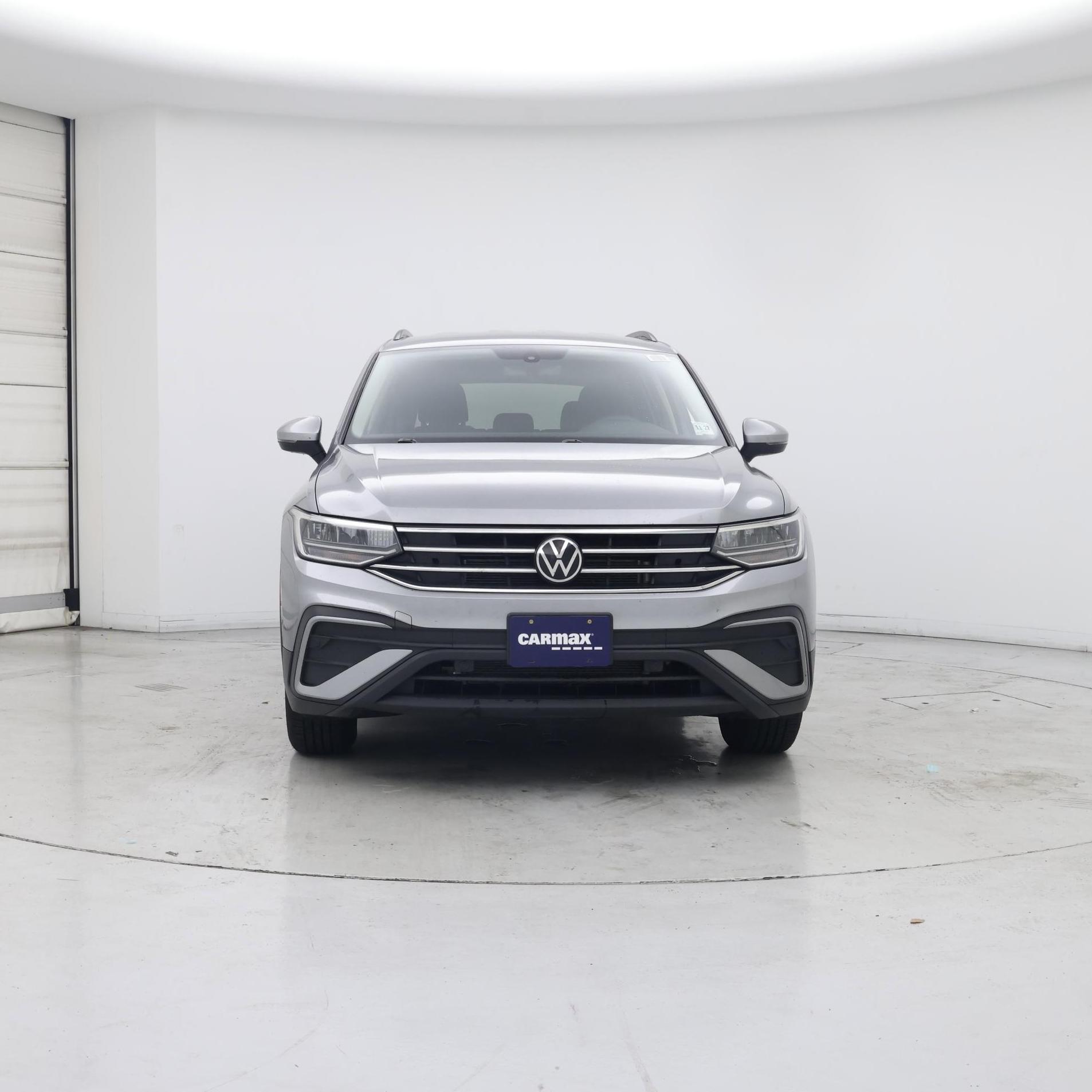 Thumbnail: 2023 Volkswagen Tiguan - 5