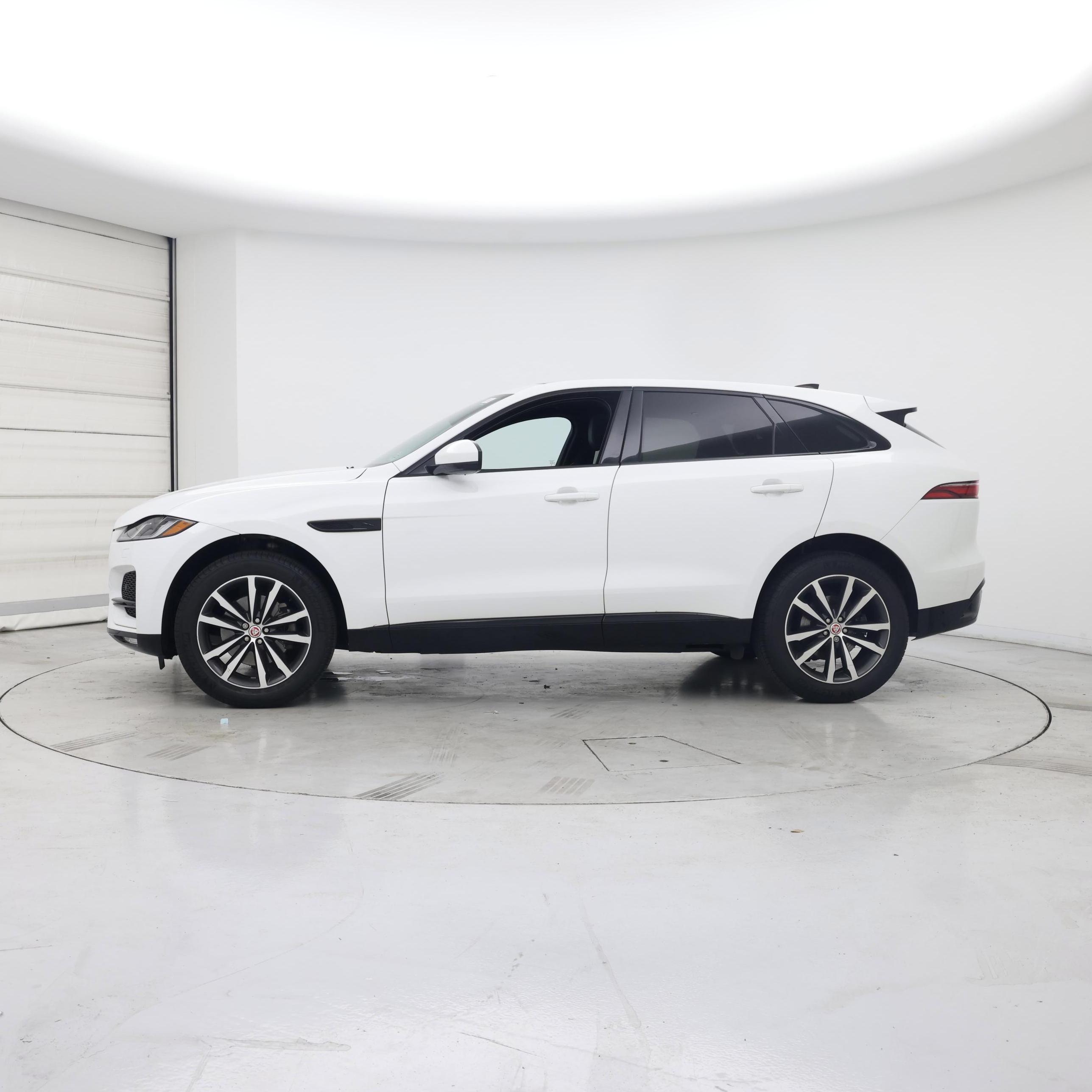Thumbnail: 2022 Jaguar F-Pace - 3