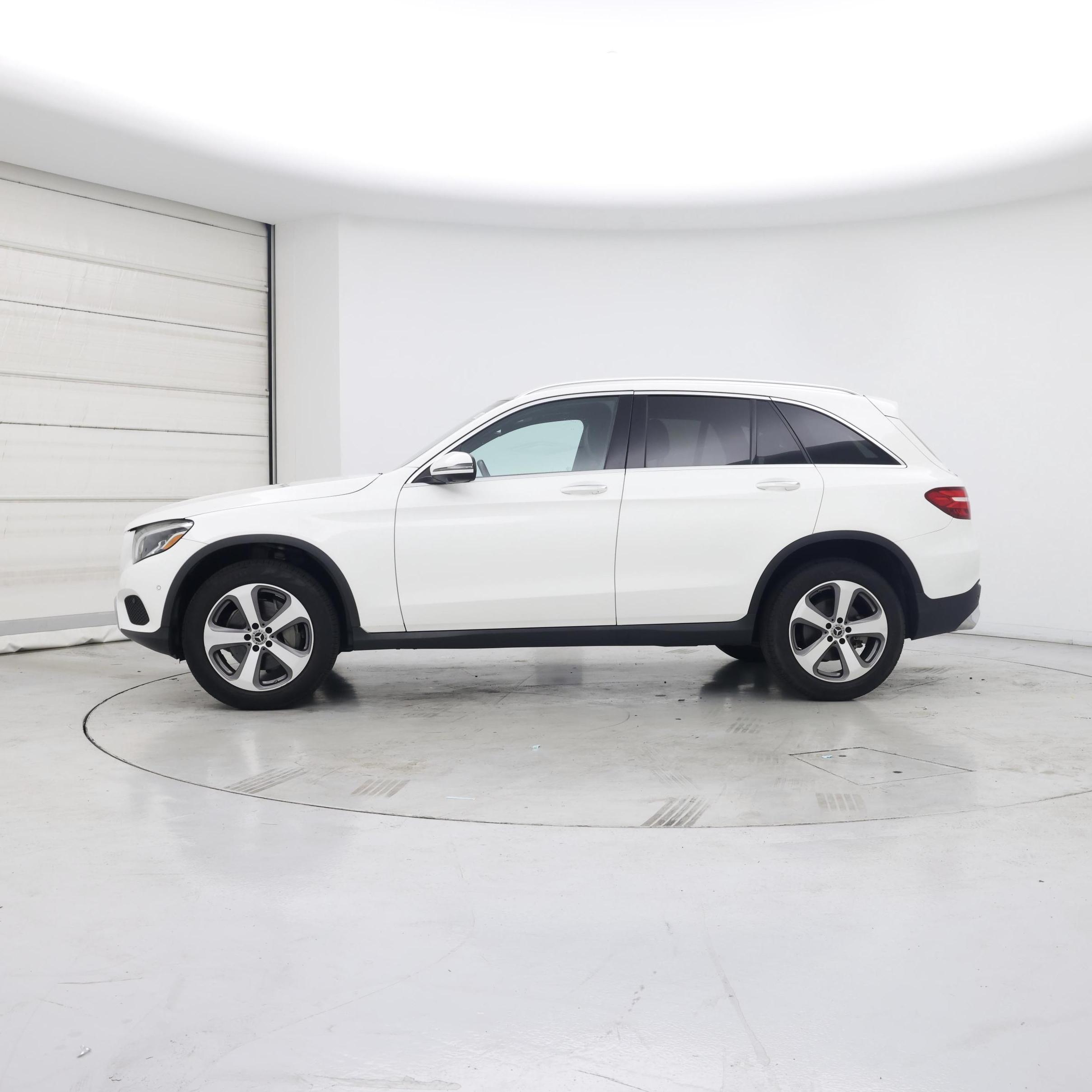 Thumbnail: 2018 Mercedes-Benz GLC - 3