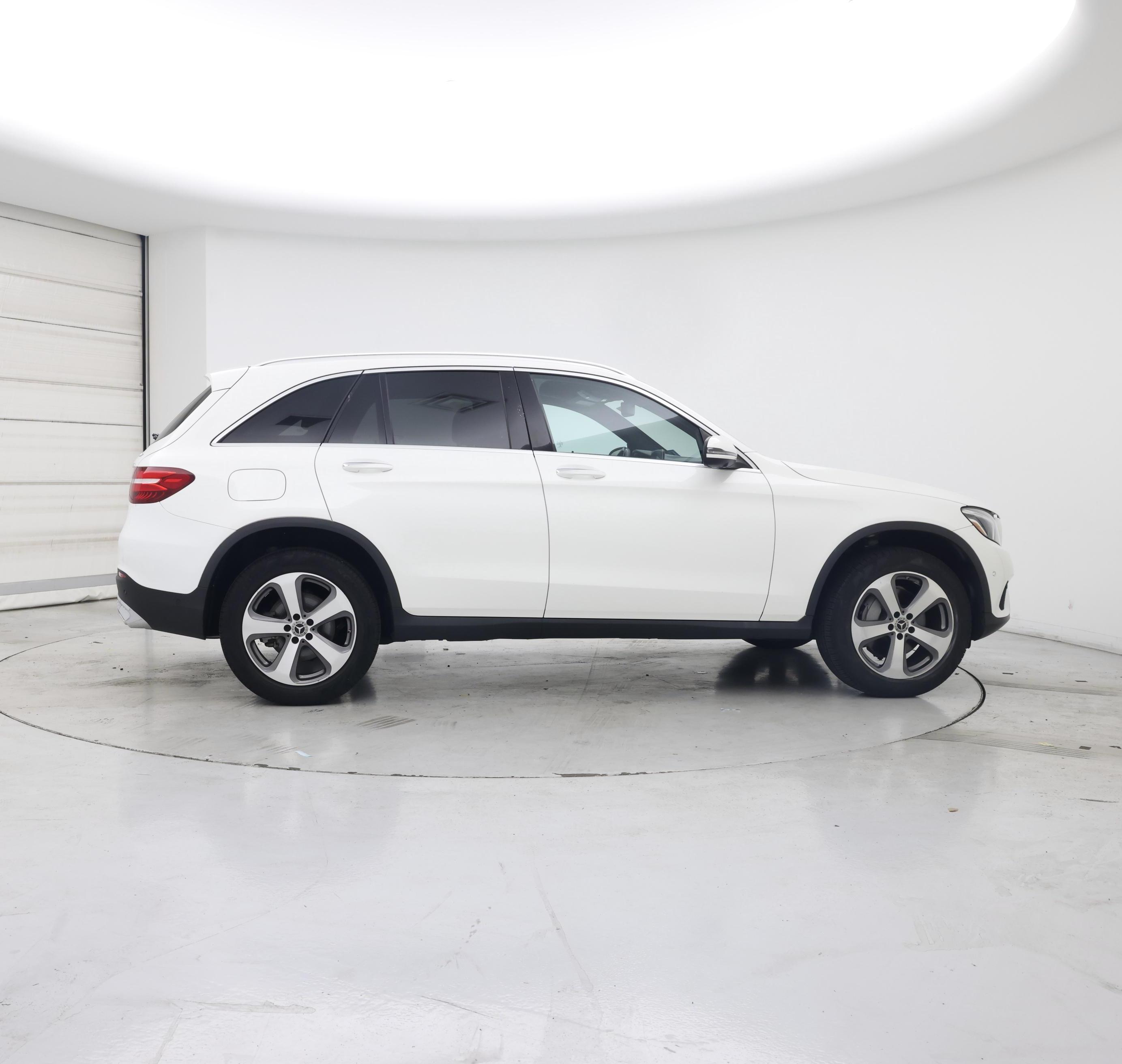 Thumbnail: 2018 Mercedes-Benz GLC - 7