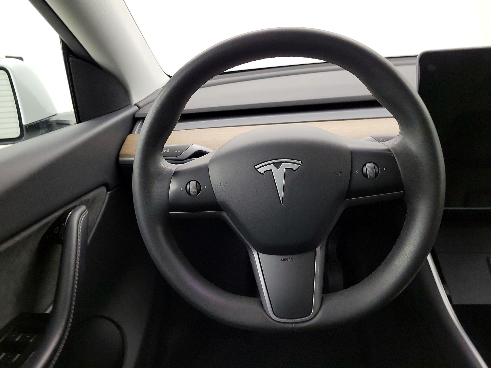 Thumbnail: 2021 Tesla Model Y - 10