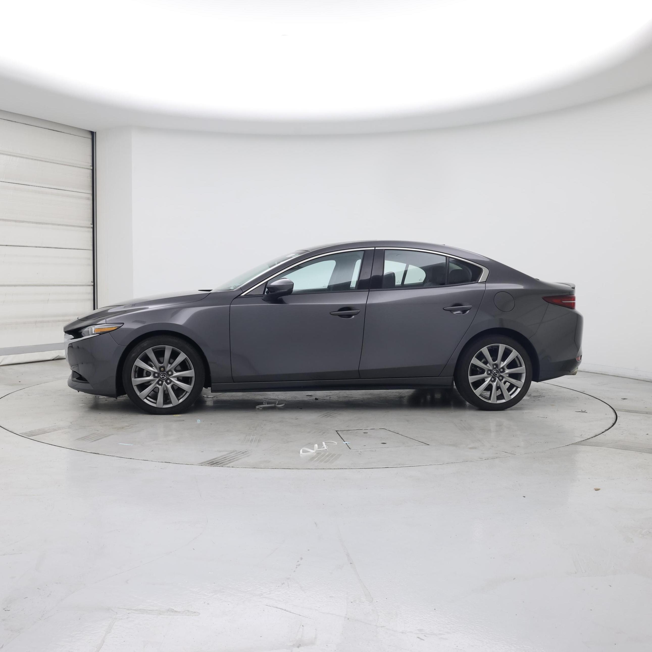 Thumbnail: 2021 Mazda Mazda3 - 3