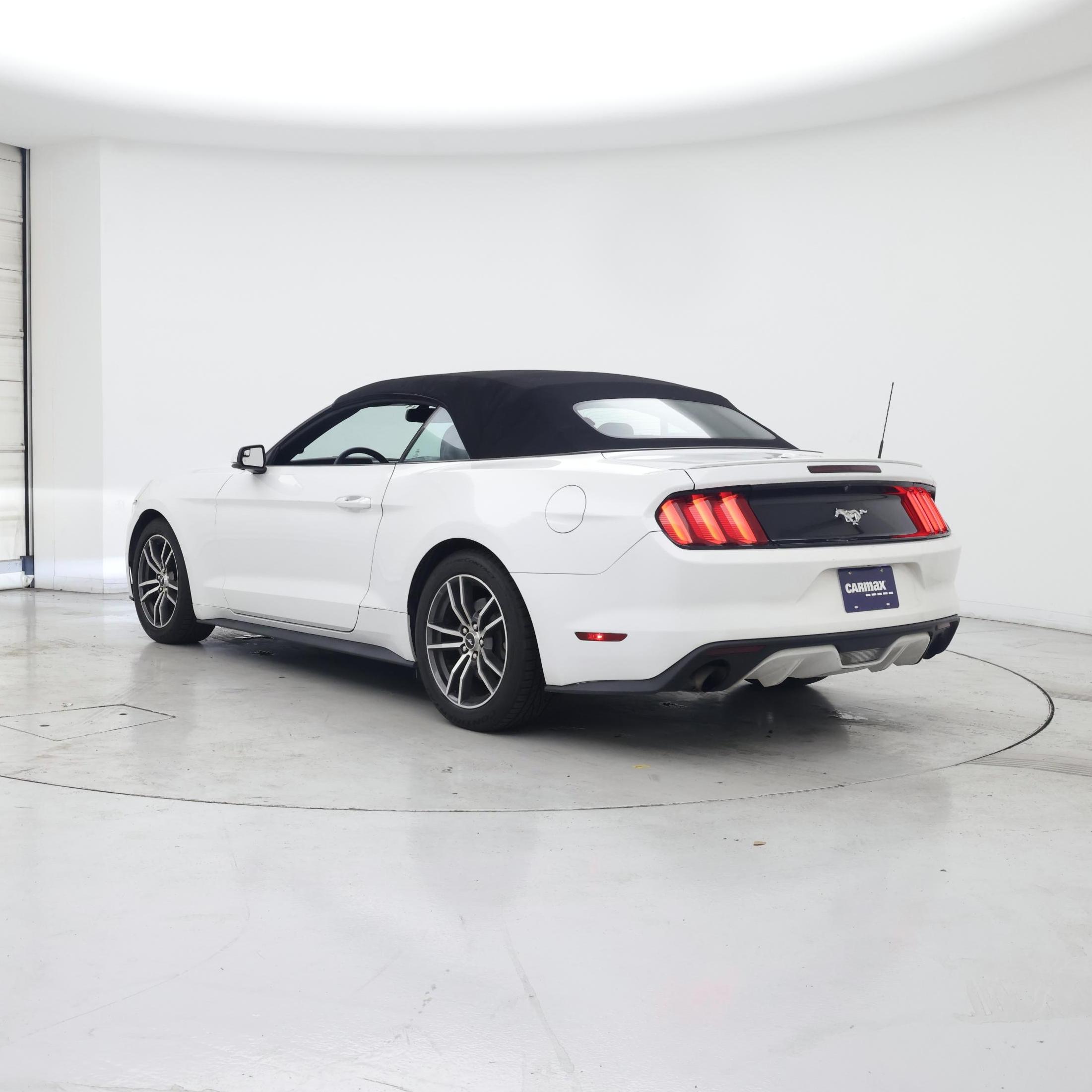 Thumbnail: 2017 Ford Mustang - 2