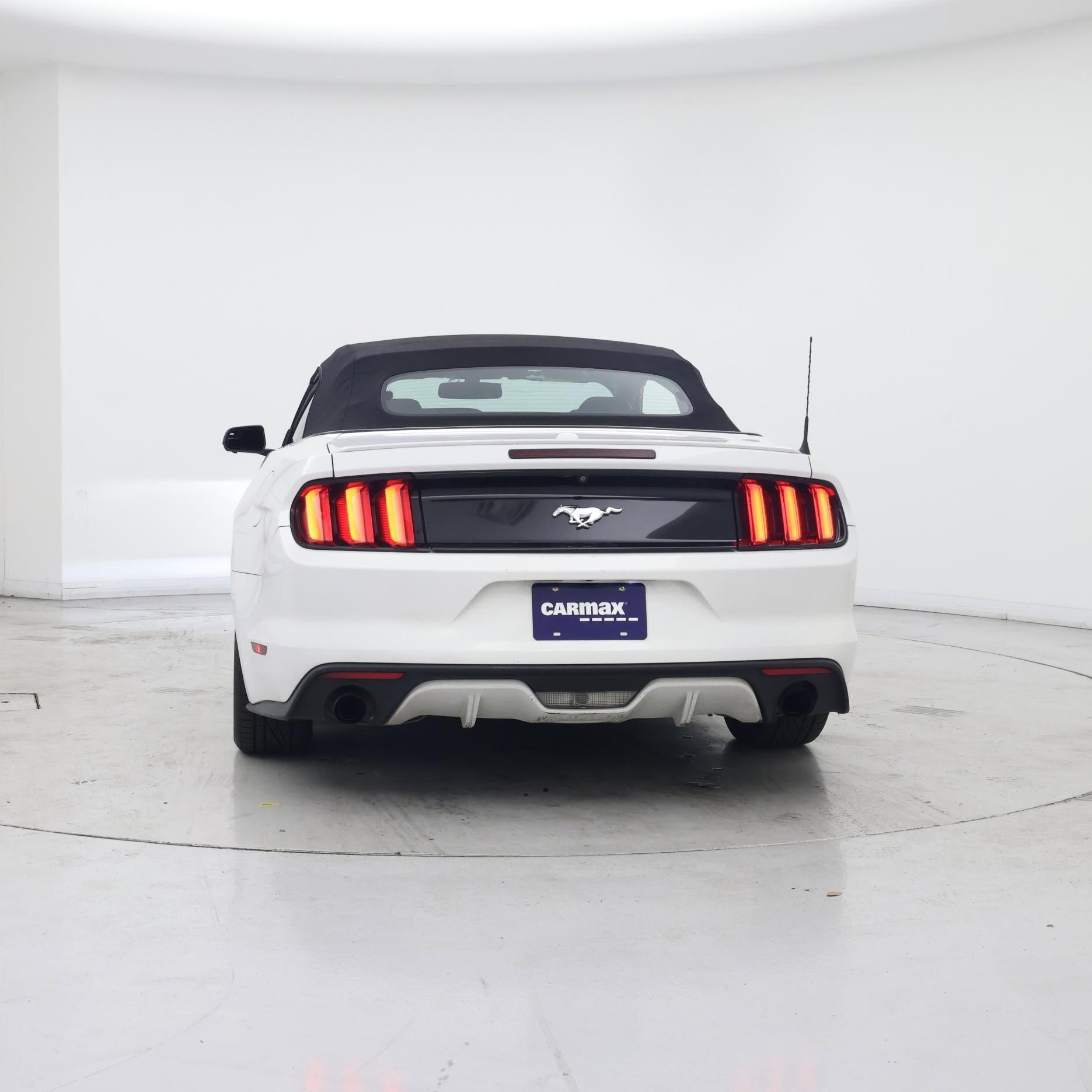 Thumbnail: 2017 Ford Mustang - 6