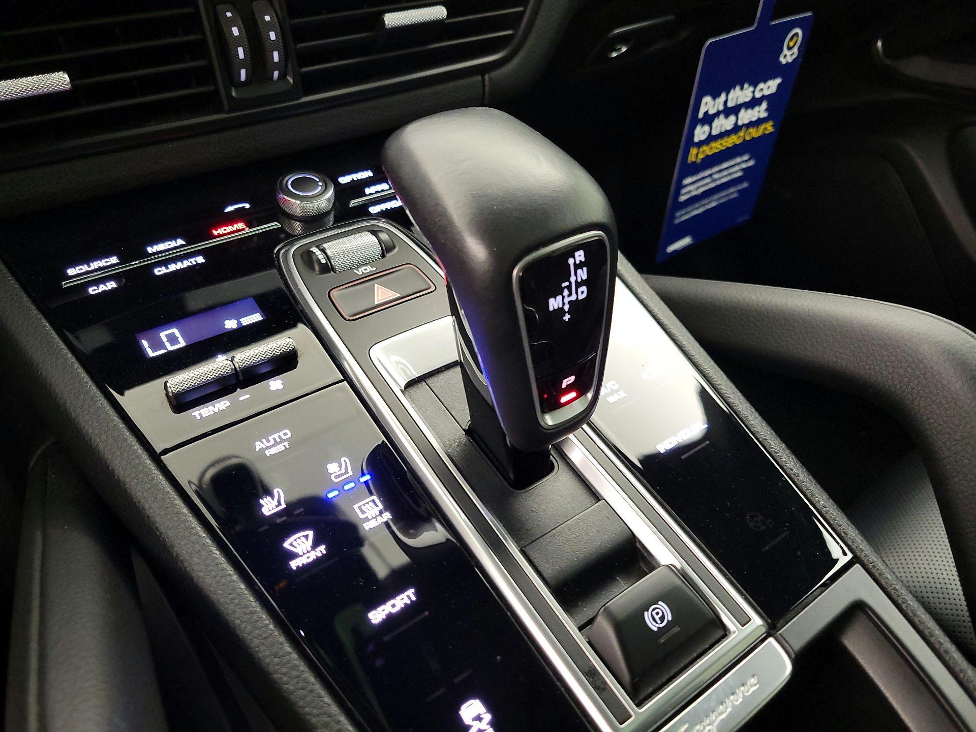 Thumbnail: 2021 Porsche Cayenne - 18