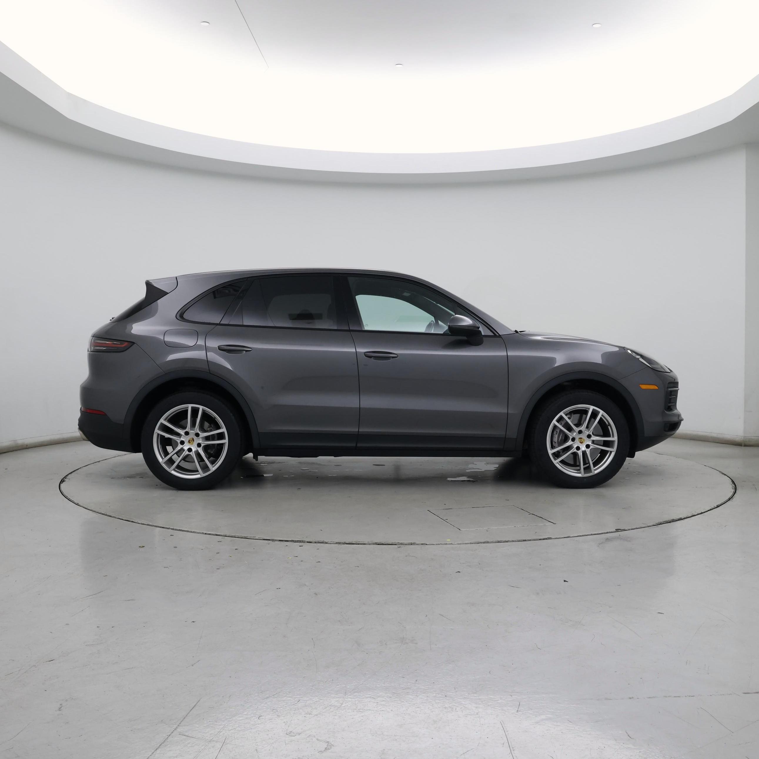Thumbnail: 2021 Porsche Cayenne - 7