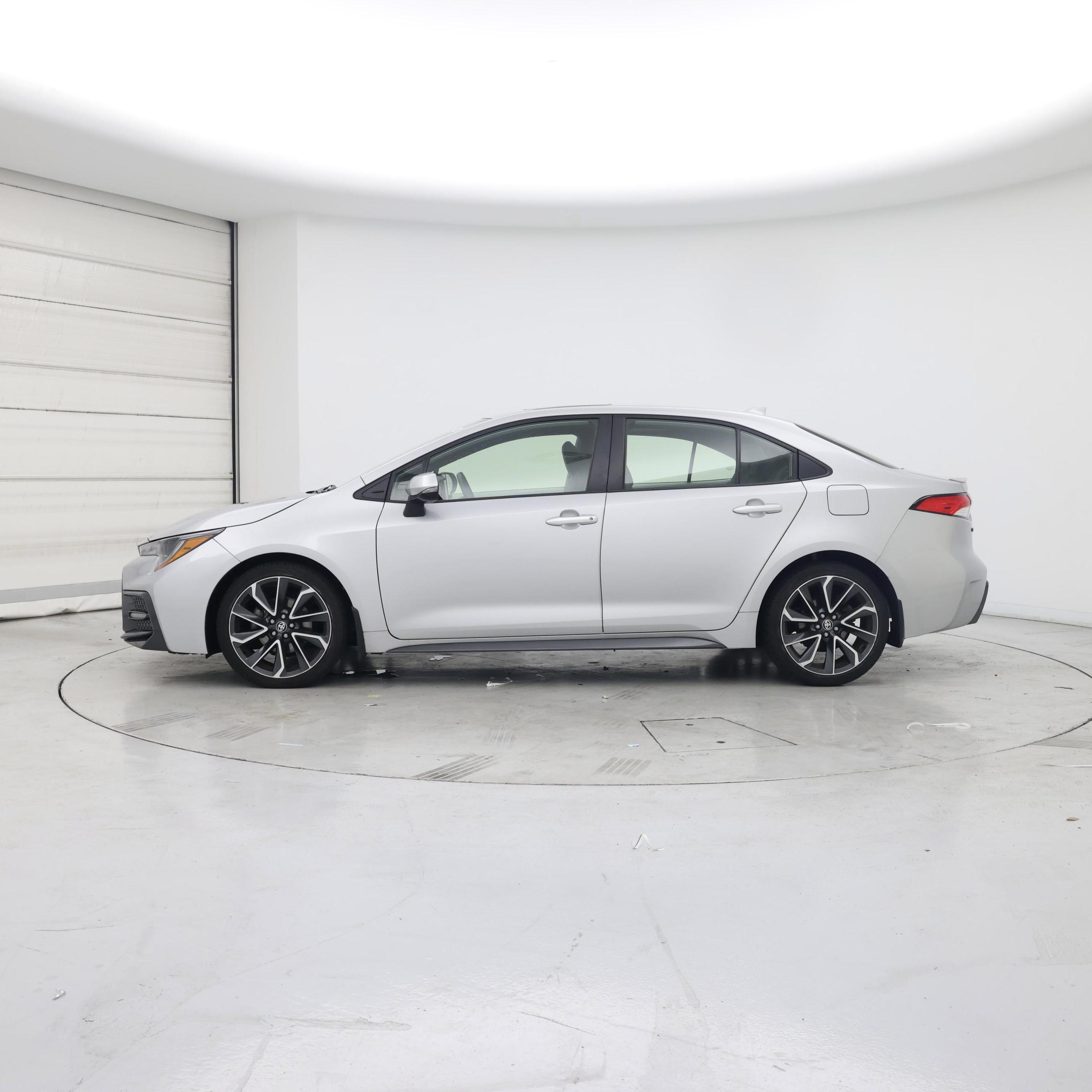 Thumbnail: 2021 Toyota Corolla - 3