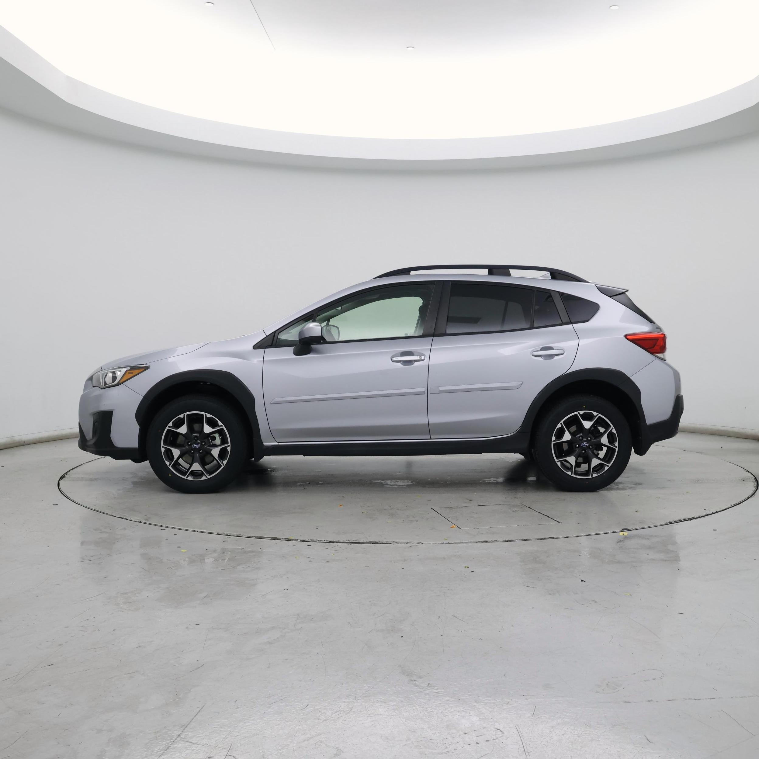 Thumbnail: 2020 Subaru Crosstrek - 3
