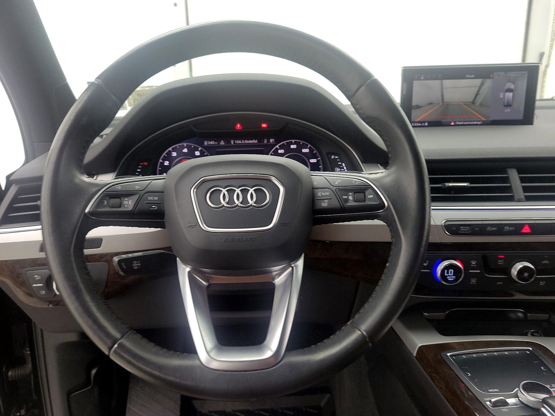 Thumbnail: 2019 Audi Q7 - 10