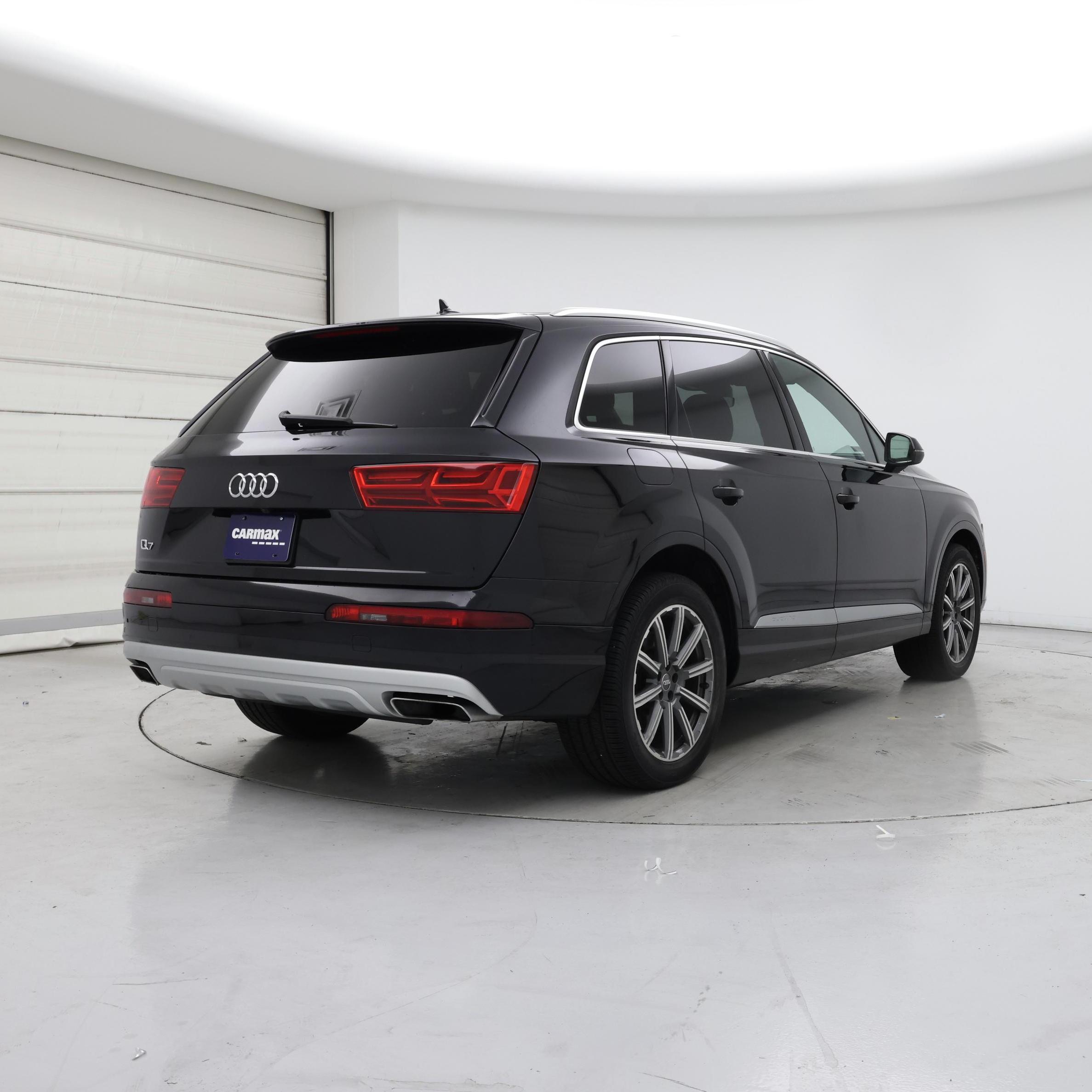 Thumbnail: 2019 Audi Q7 - 8
