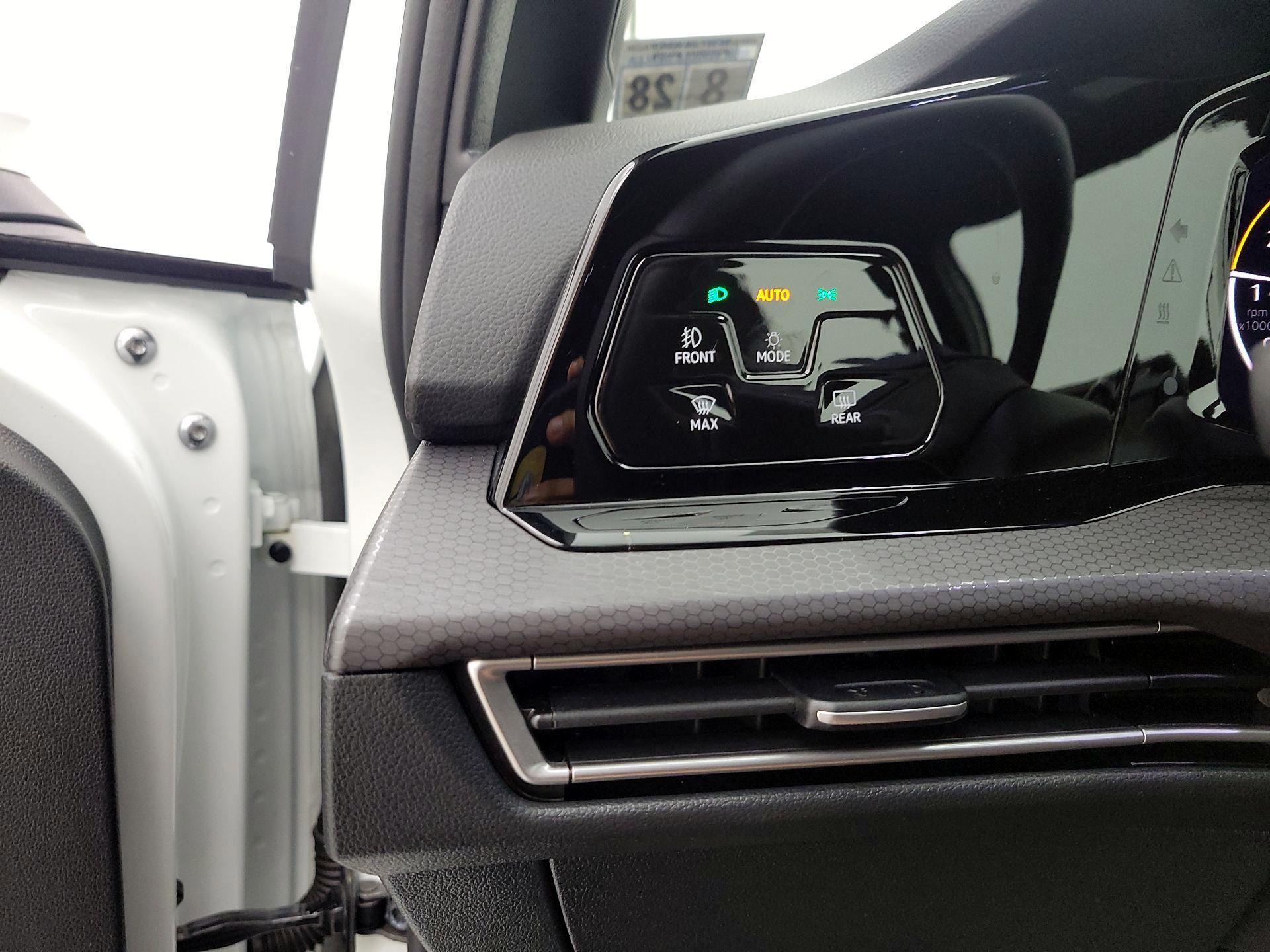 Thumbnail: 2023 Volkswagen Golf - 13