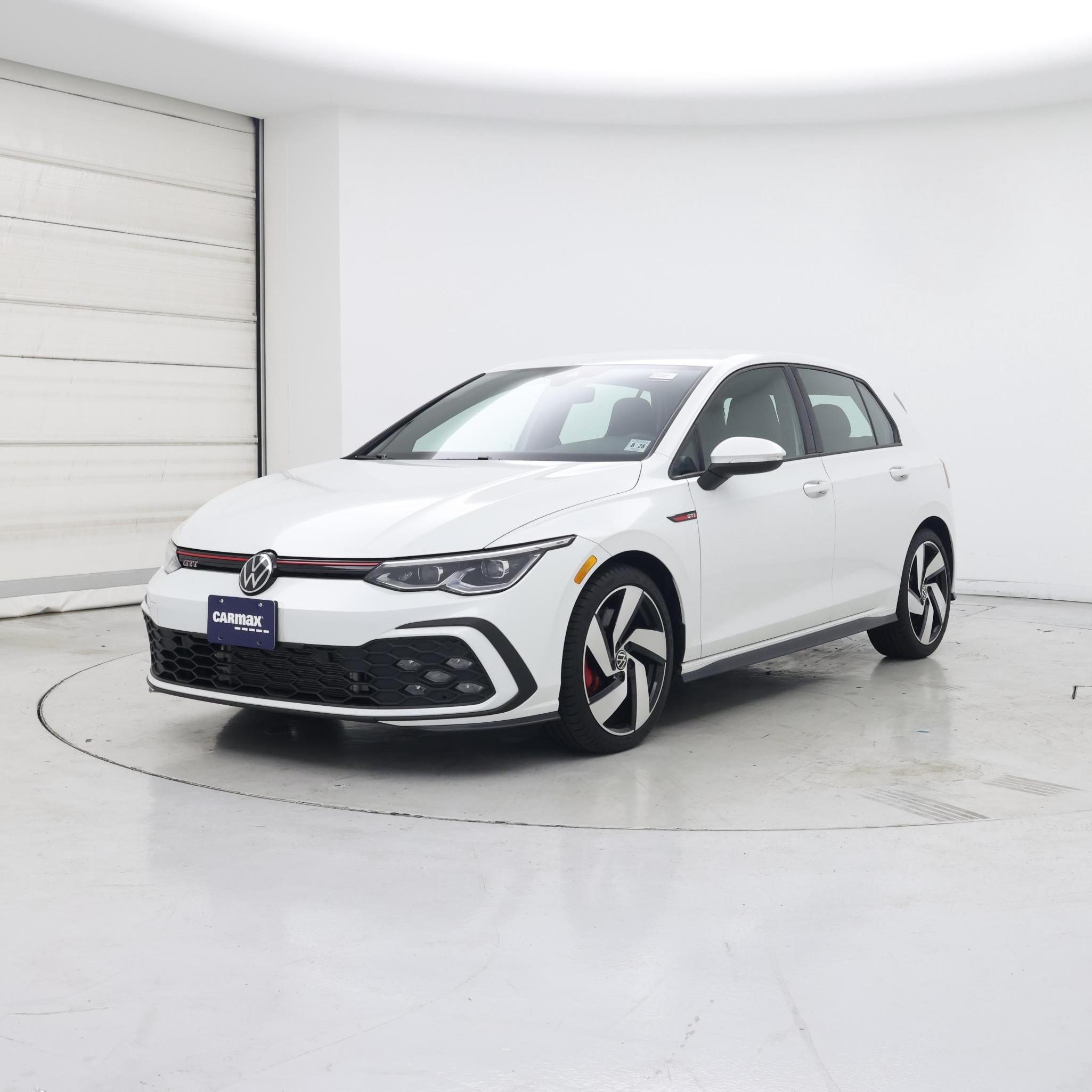 Thumbnail: 2023 Volkswagen Golf - 4