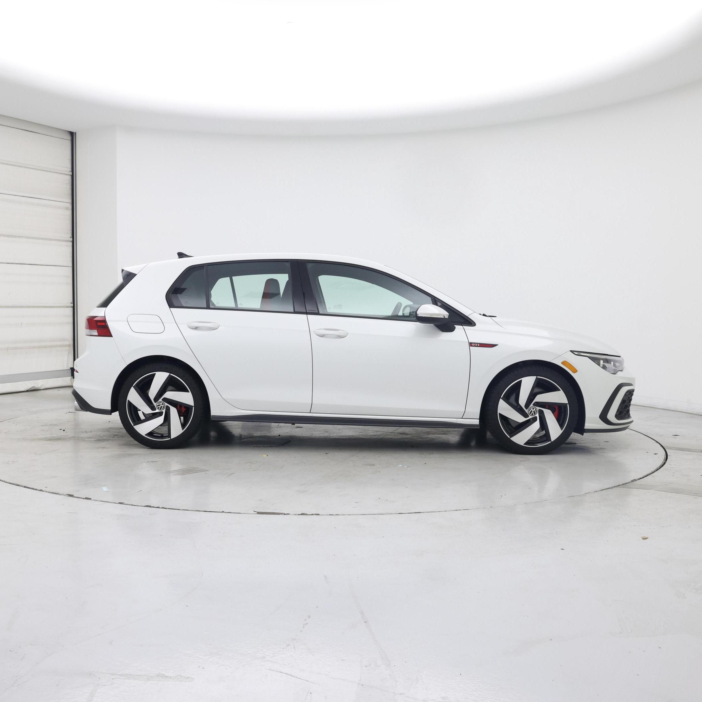 Thumbnail: 2023 Volkswagen Golf - 7