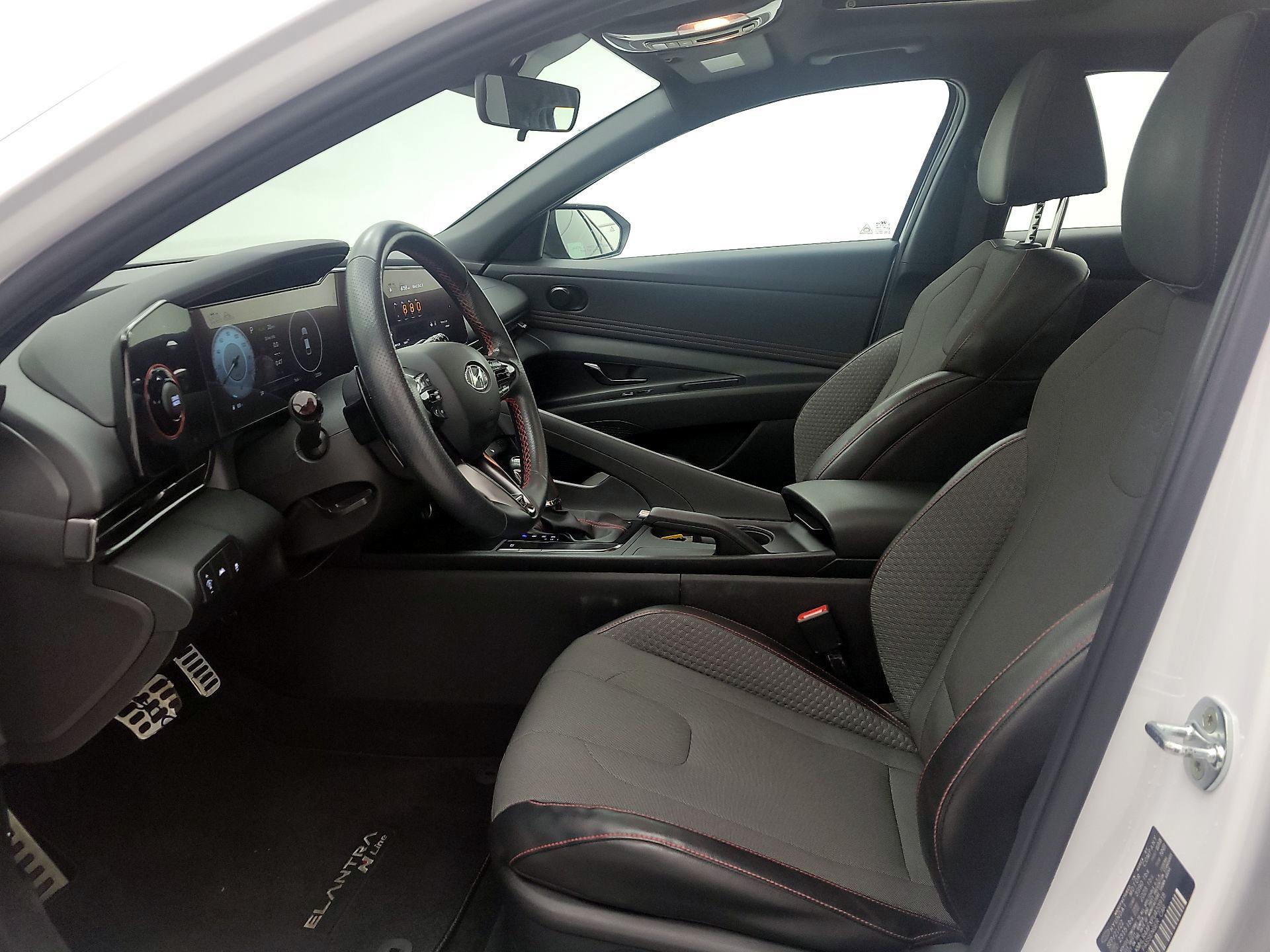 Thumbnail: 2023 Hyundai Elantra - 11