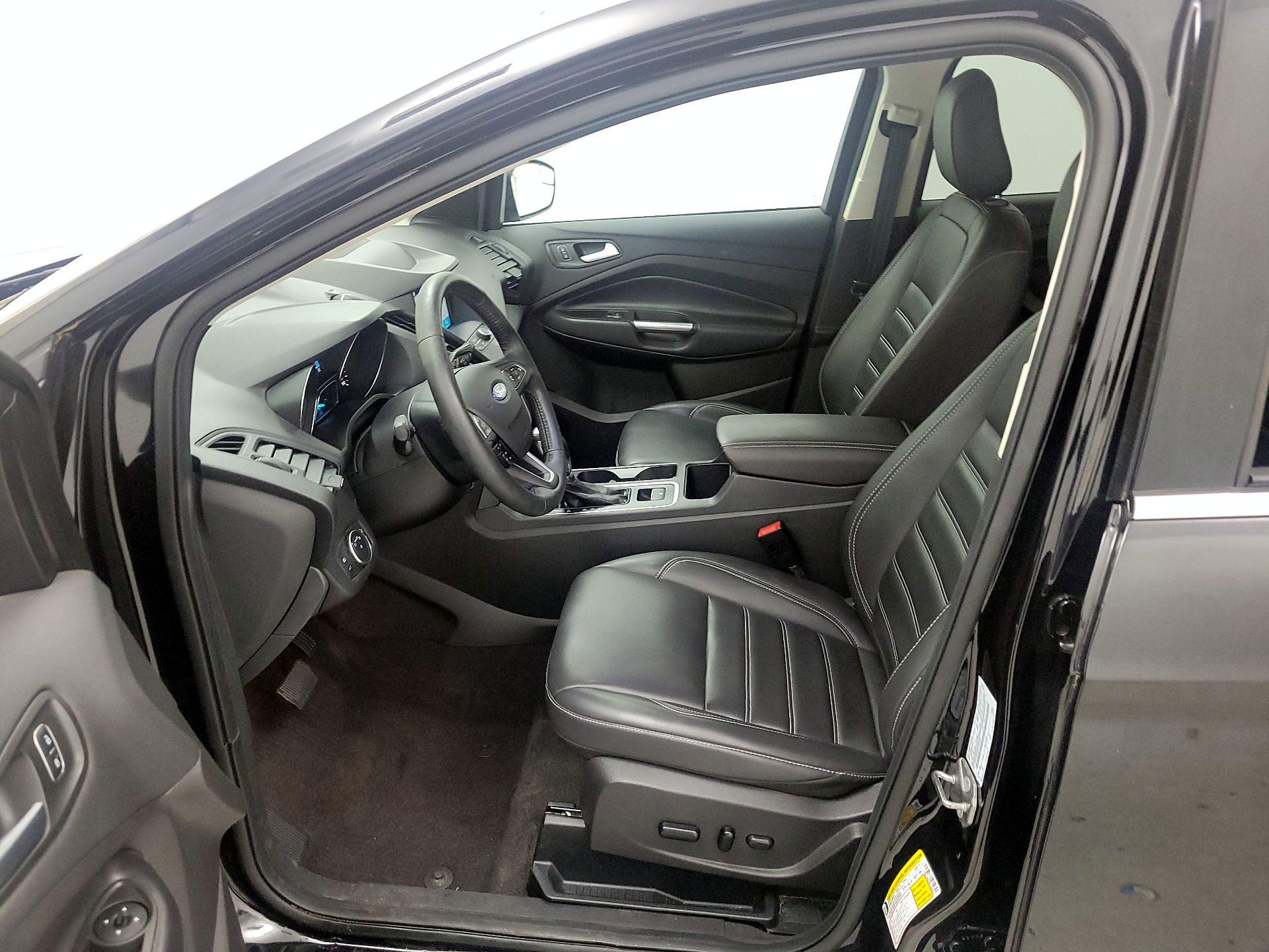 Thumbnail: 2019 Ford Escape - 11