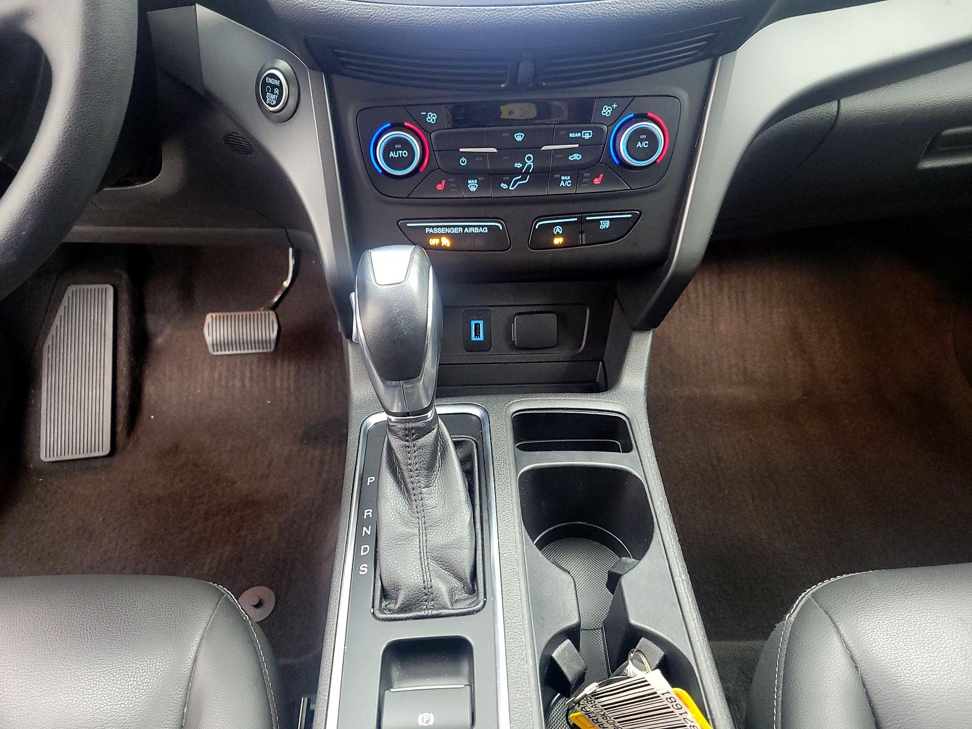 Thumbnail: 2019 Ford Escape - 17