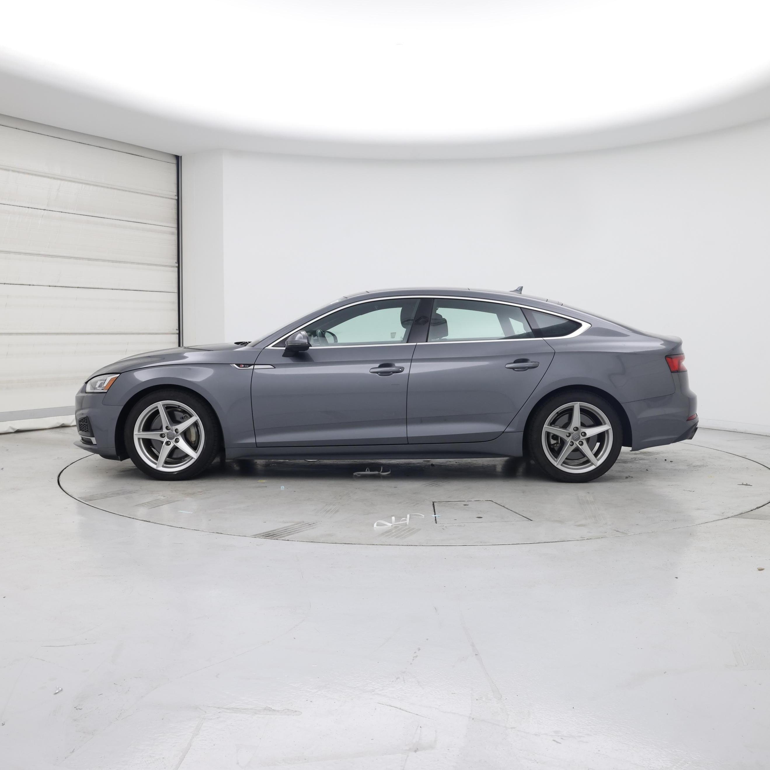 Thumbnail: 2019 Audi A5 - 3