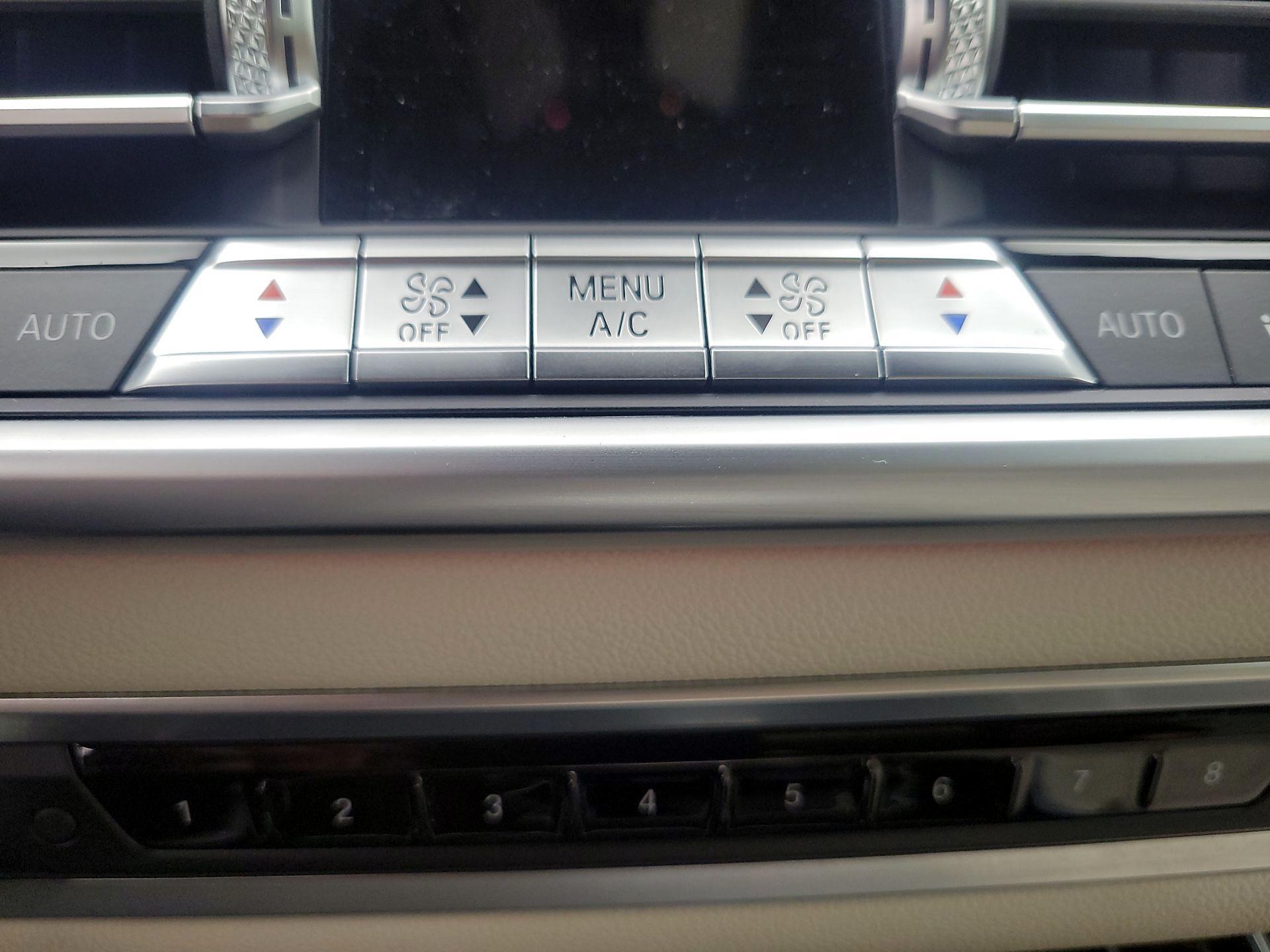 Thumbnail: 2021 BMW X5 - 17