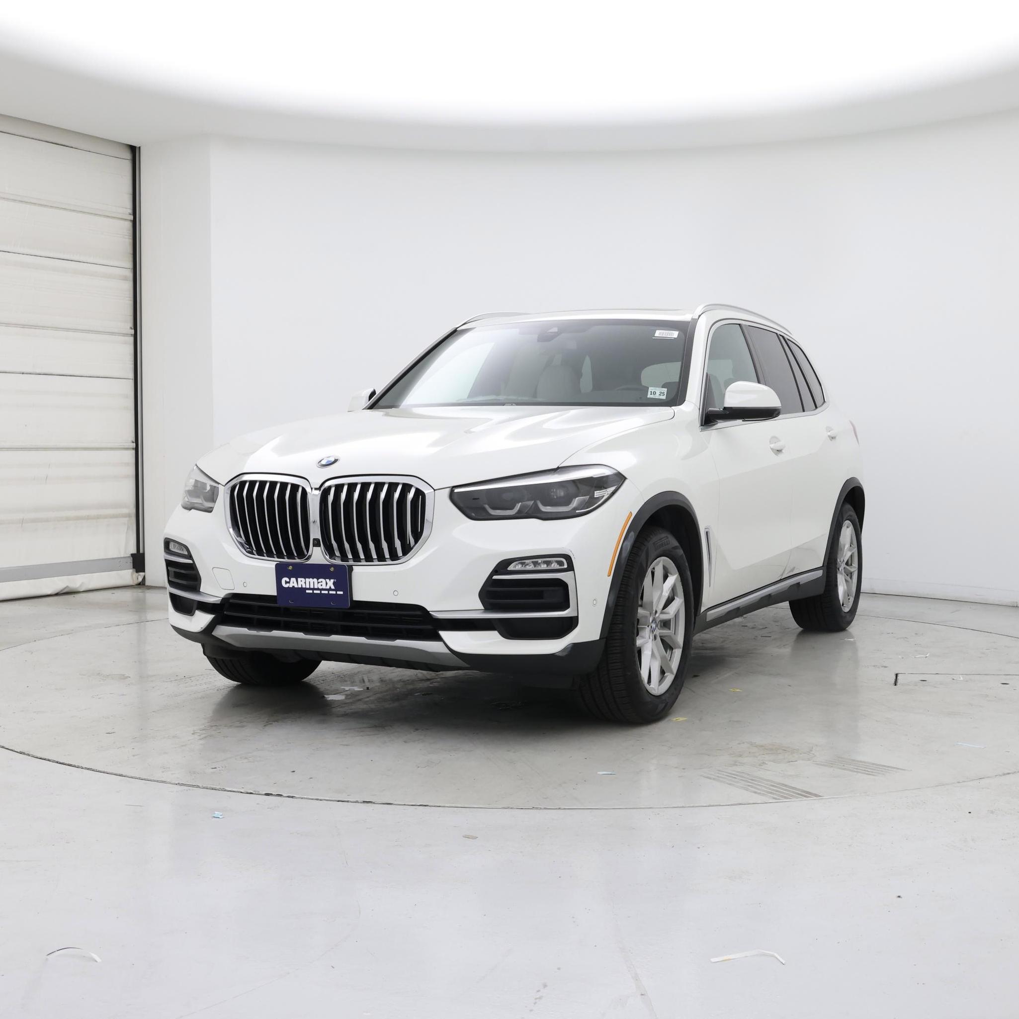 Thumbnail: 2021 BMW X5 - 4