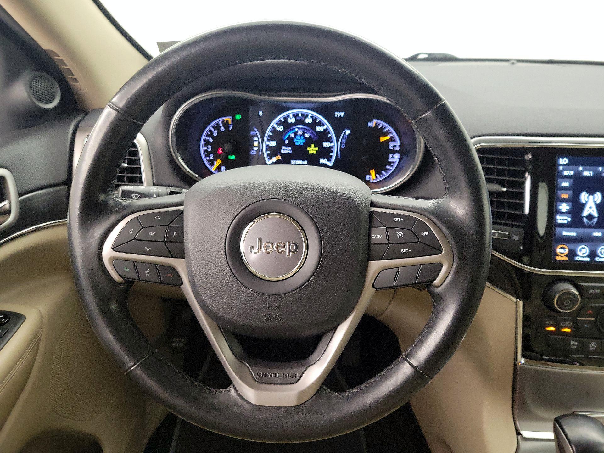 Thumbnail: 2020 Jeep Grand Cherokee - 10