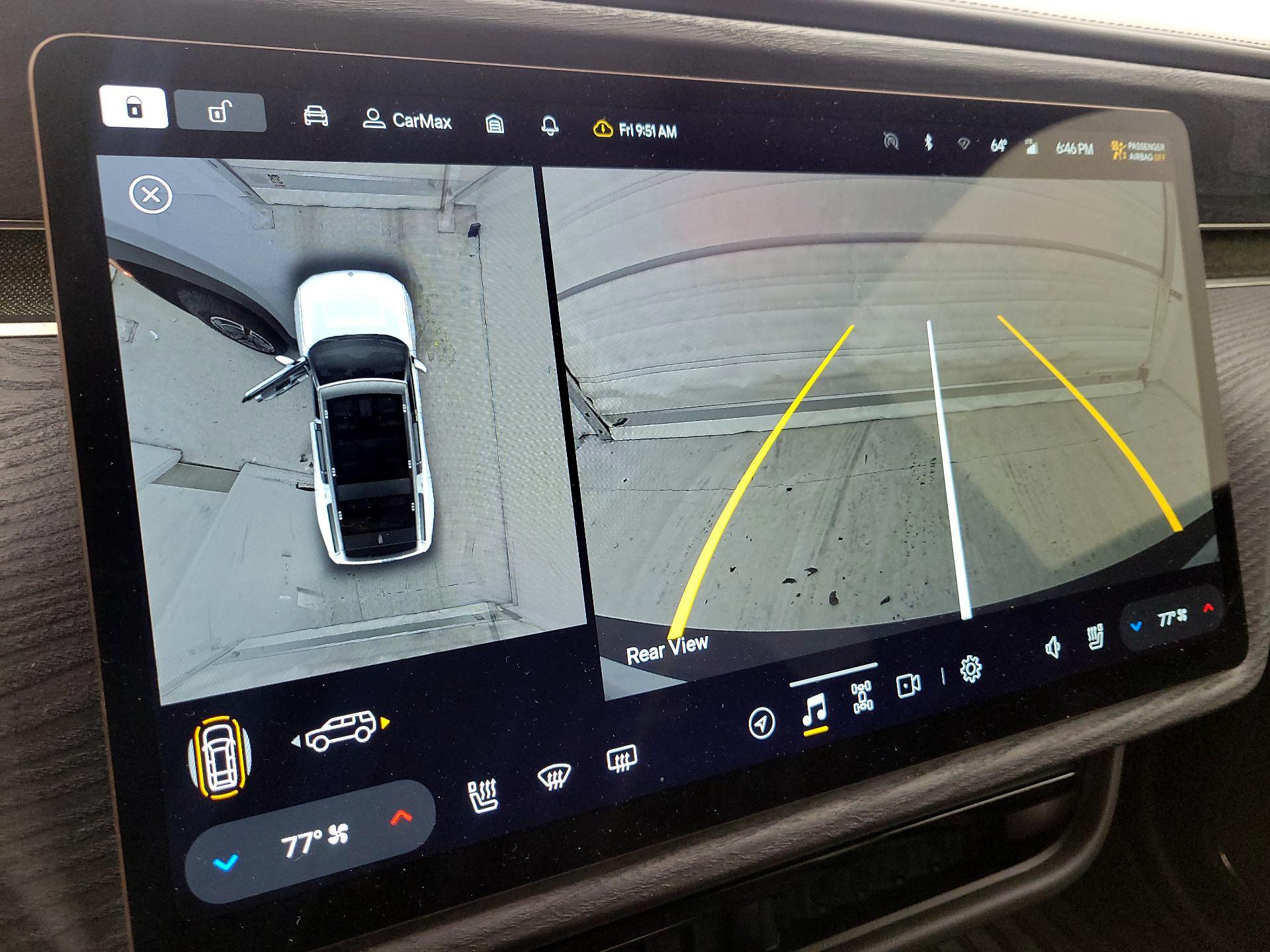 Thumbnail: 2025 Rivian R1S - 14