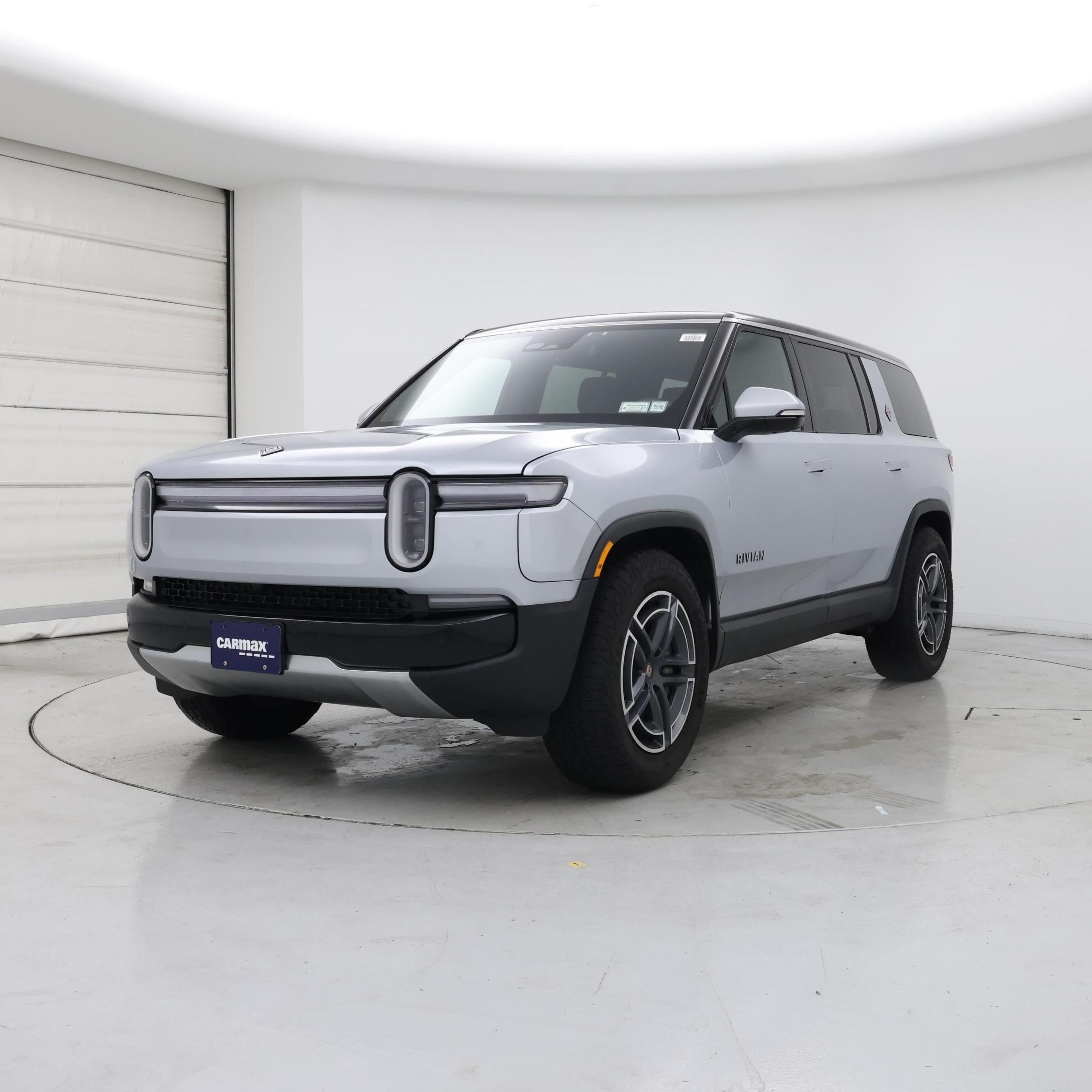 Thumbnail: 2025 Rivian R1S - 4
