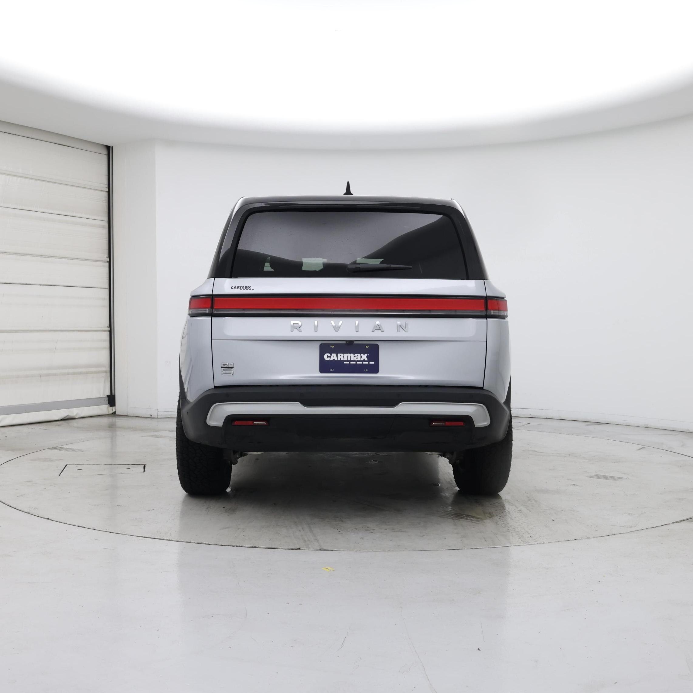 Thumbnail: 2025 Rivian R1S - 6