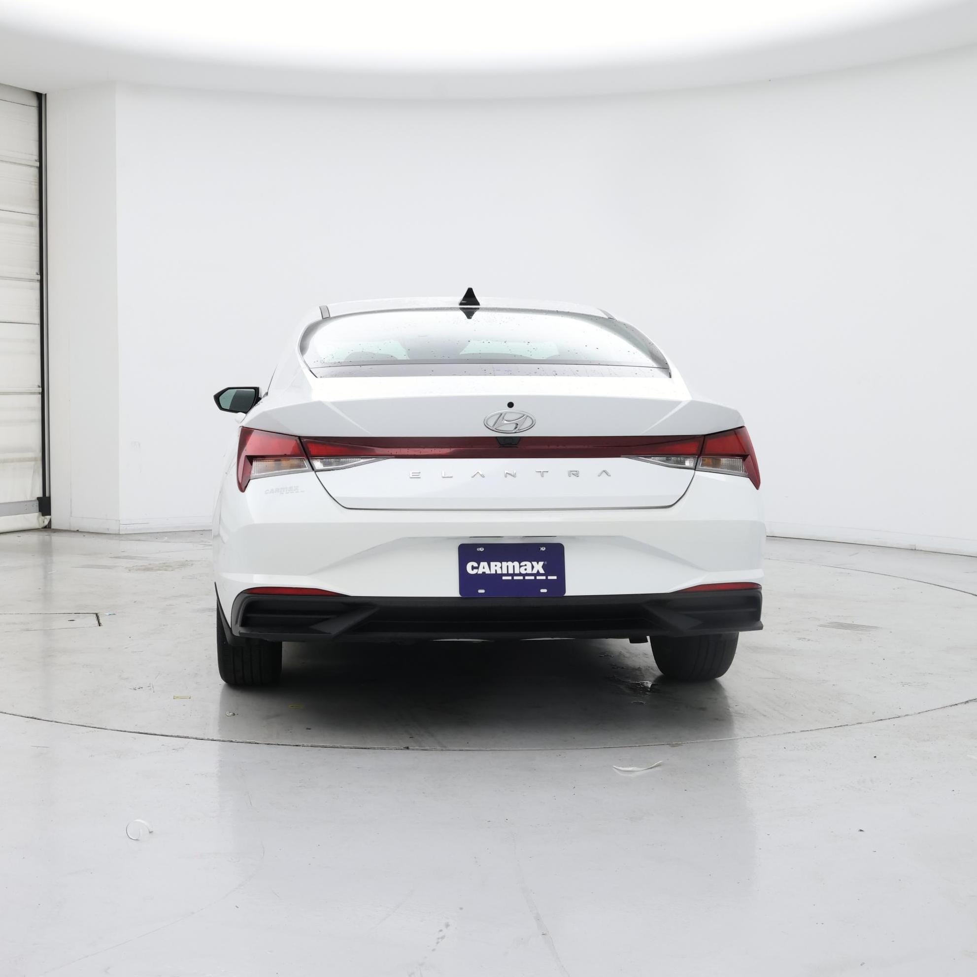 Thumbnail: 2022 Hyundai Elantra - 6