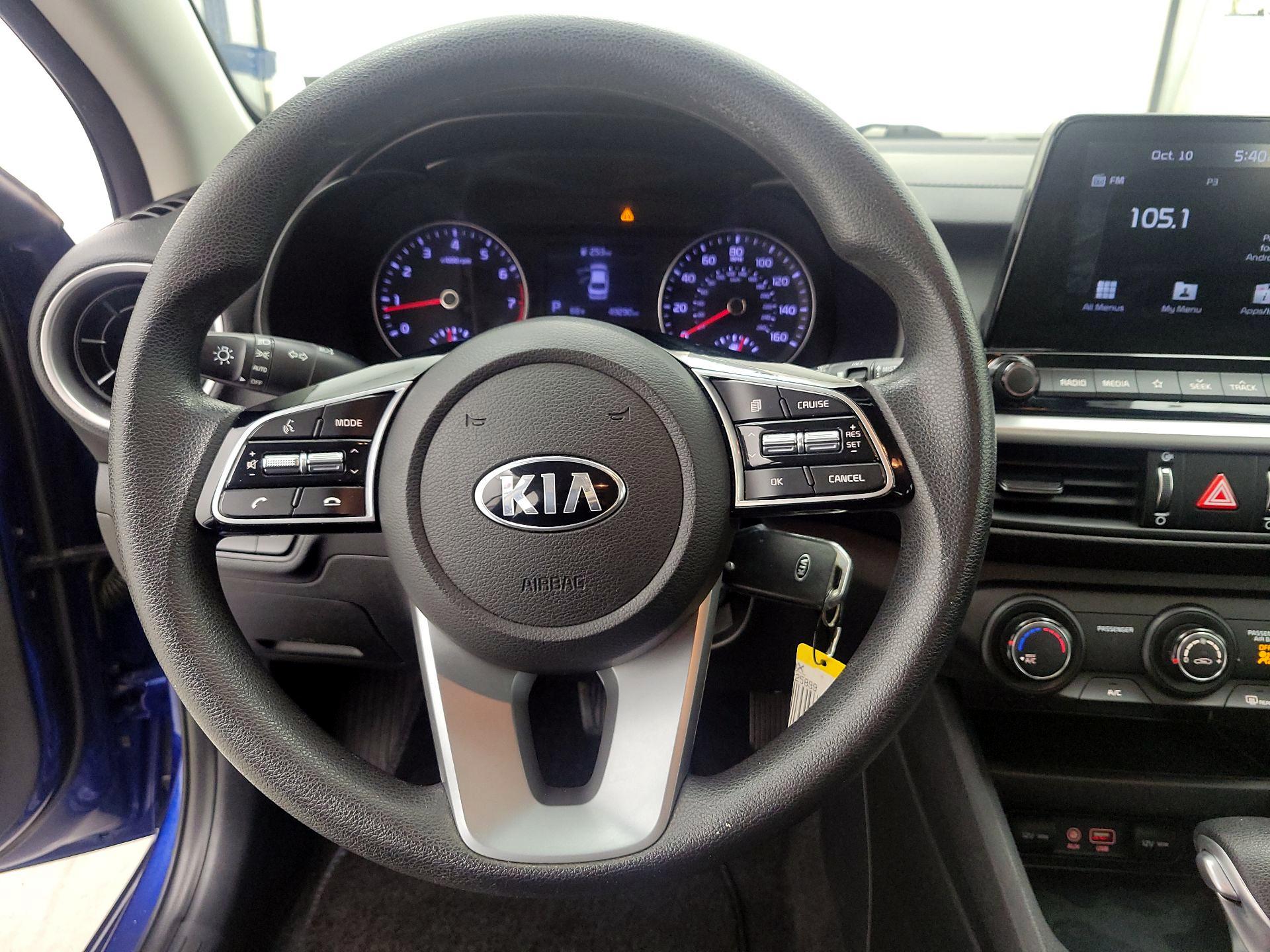Thumbnail: 2020 Kia Forte - 10
