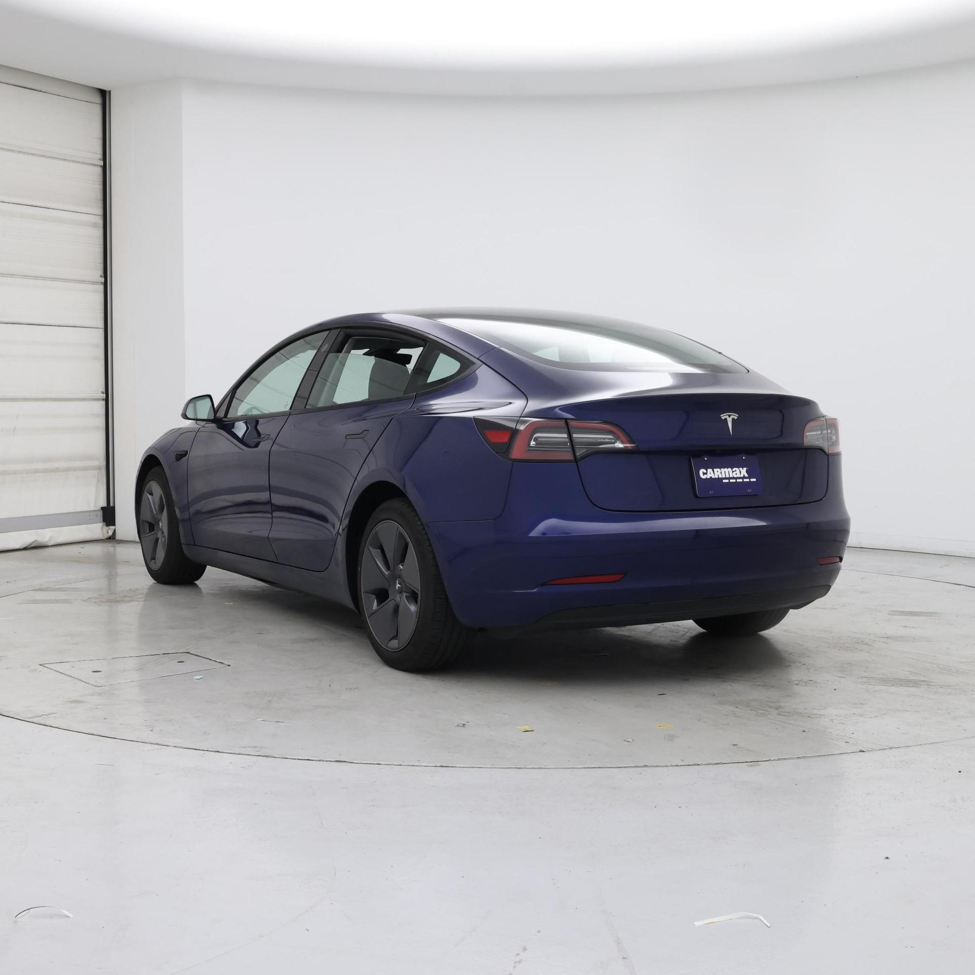 Thumbnail: 2023 Tesla Model 3 - 2