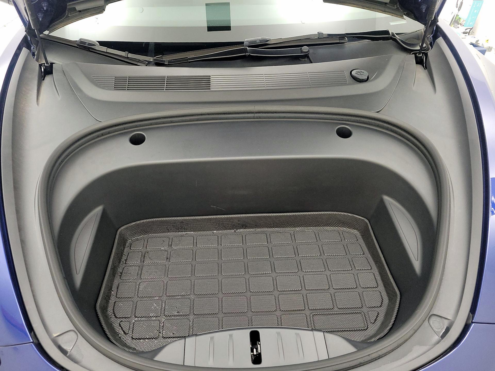 Thumbnail: 2023 Tesla Model 3 - 20