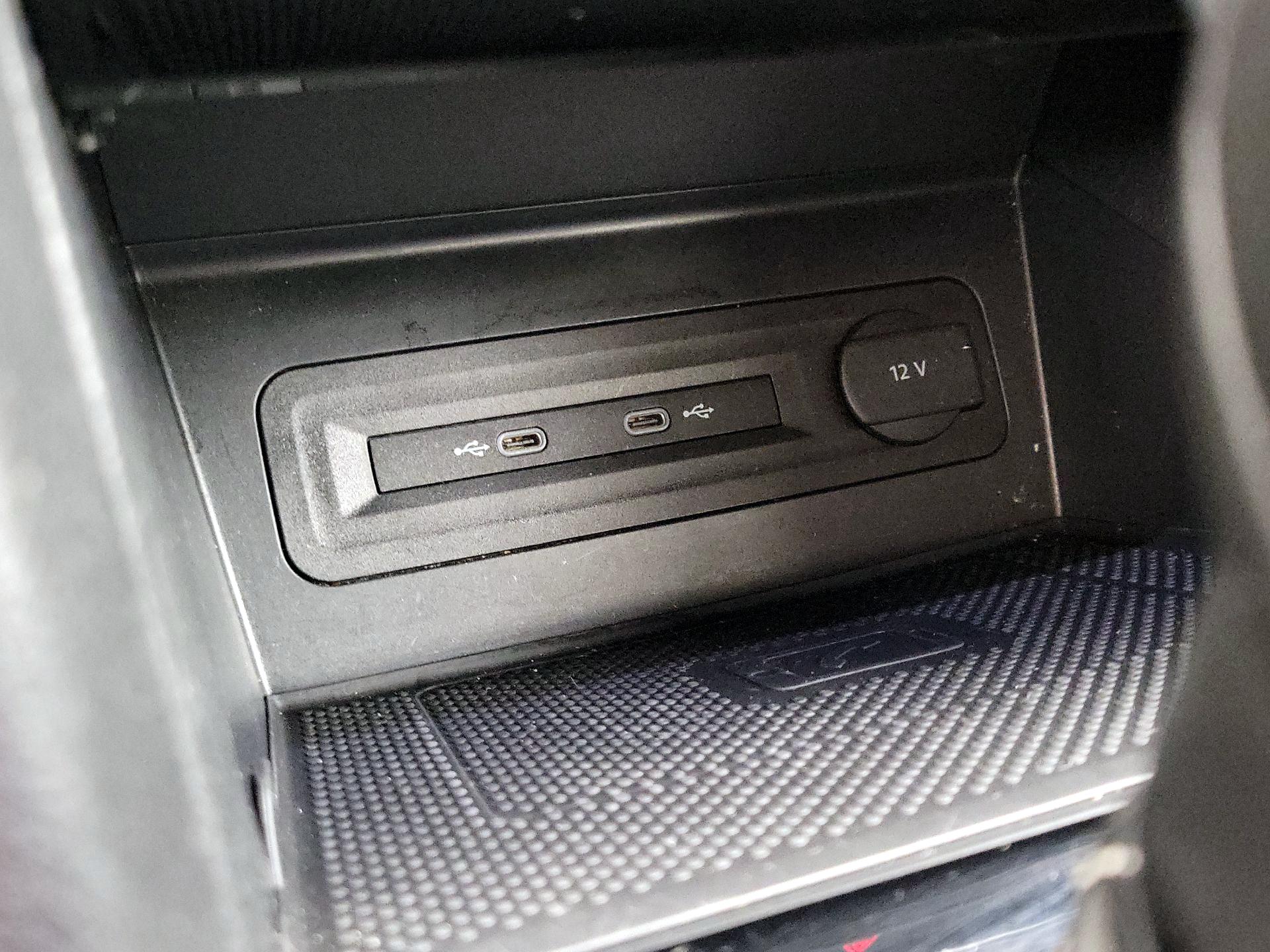 Thumbnail: 2022 Volkswagen Atlas - 19