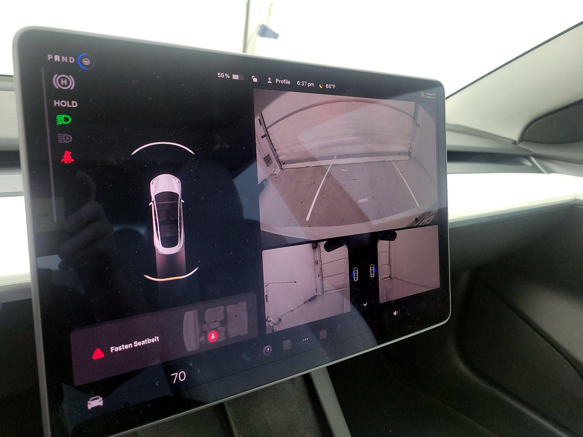 Thumbnail: 2021 Tesla Model 3 - 14