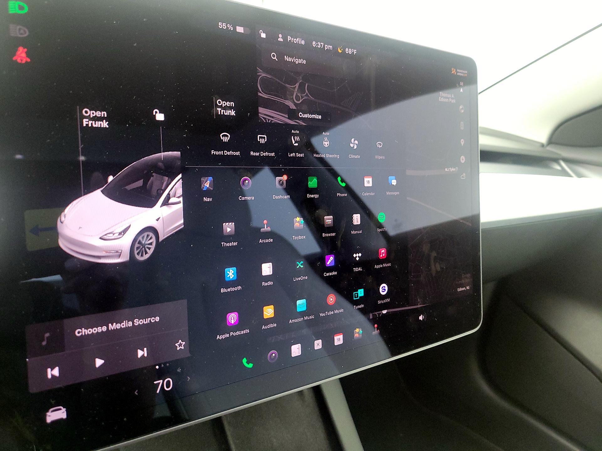 Thumbnail: 2021 Tesla Model 3 - 15