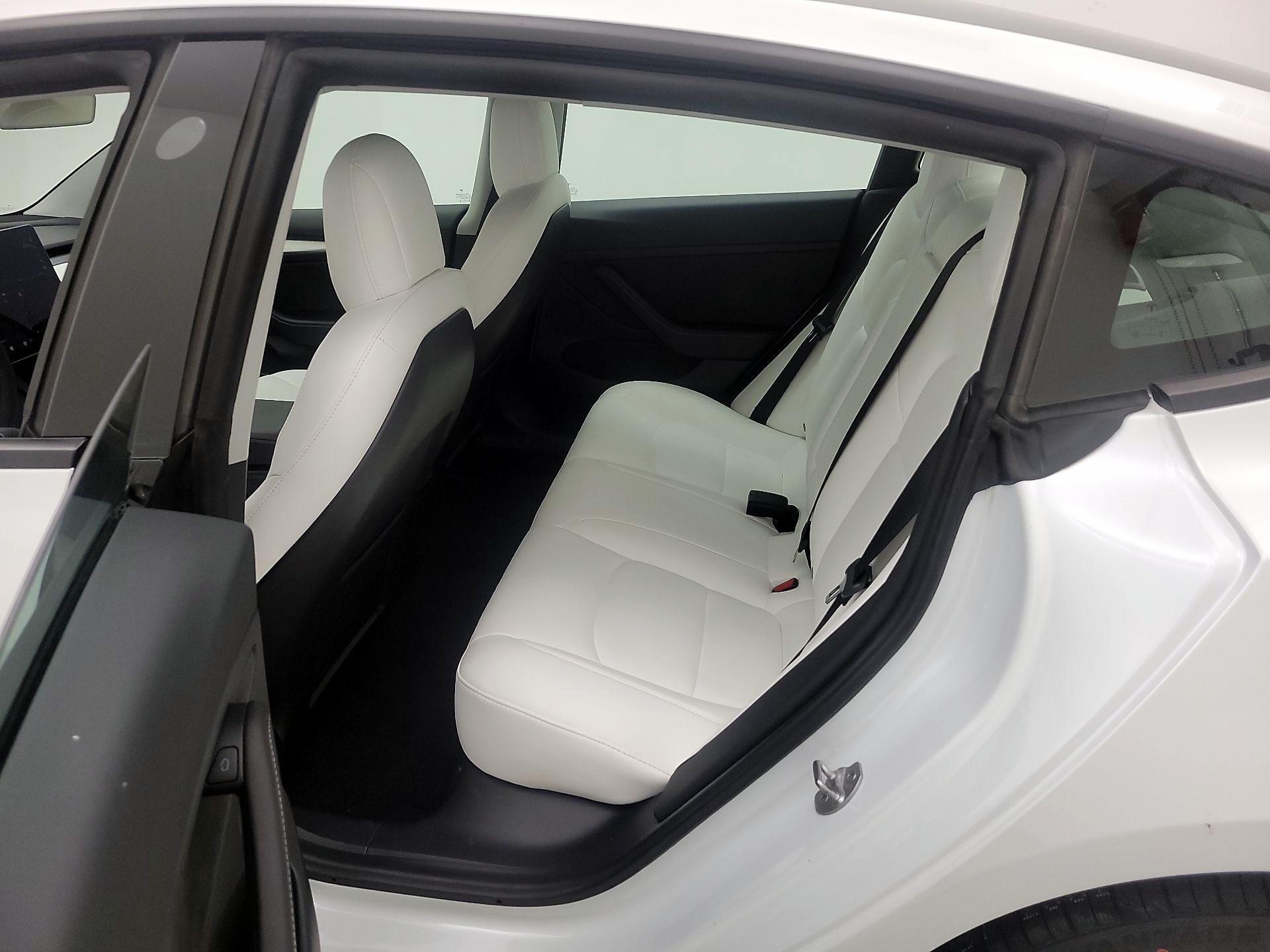 Thumbnail: 2021 Tesla Model 3 - 20