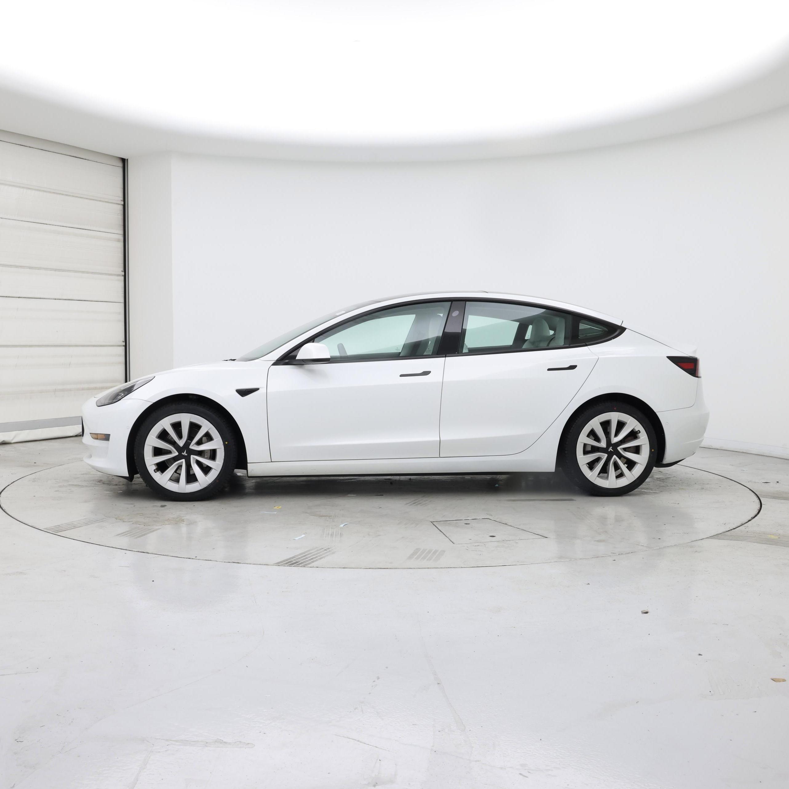 Thumbnail: 2021 Tesla Model 3 - 3