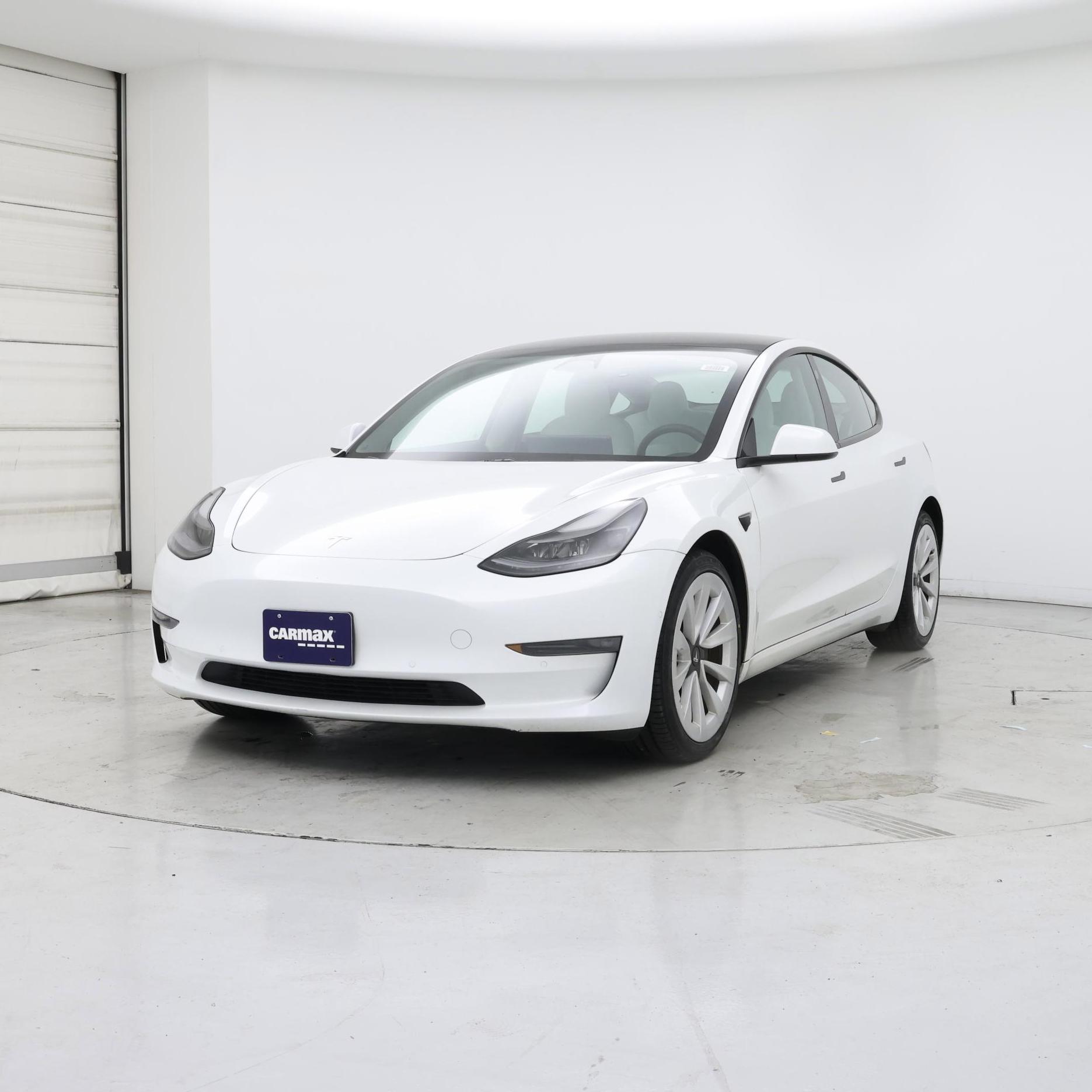 Thumbnail: 2021 Tesla Model 3 - 4