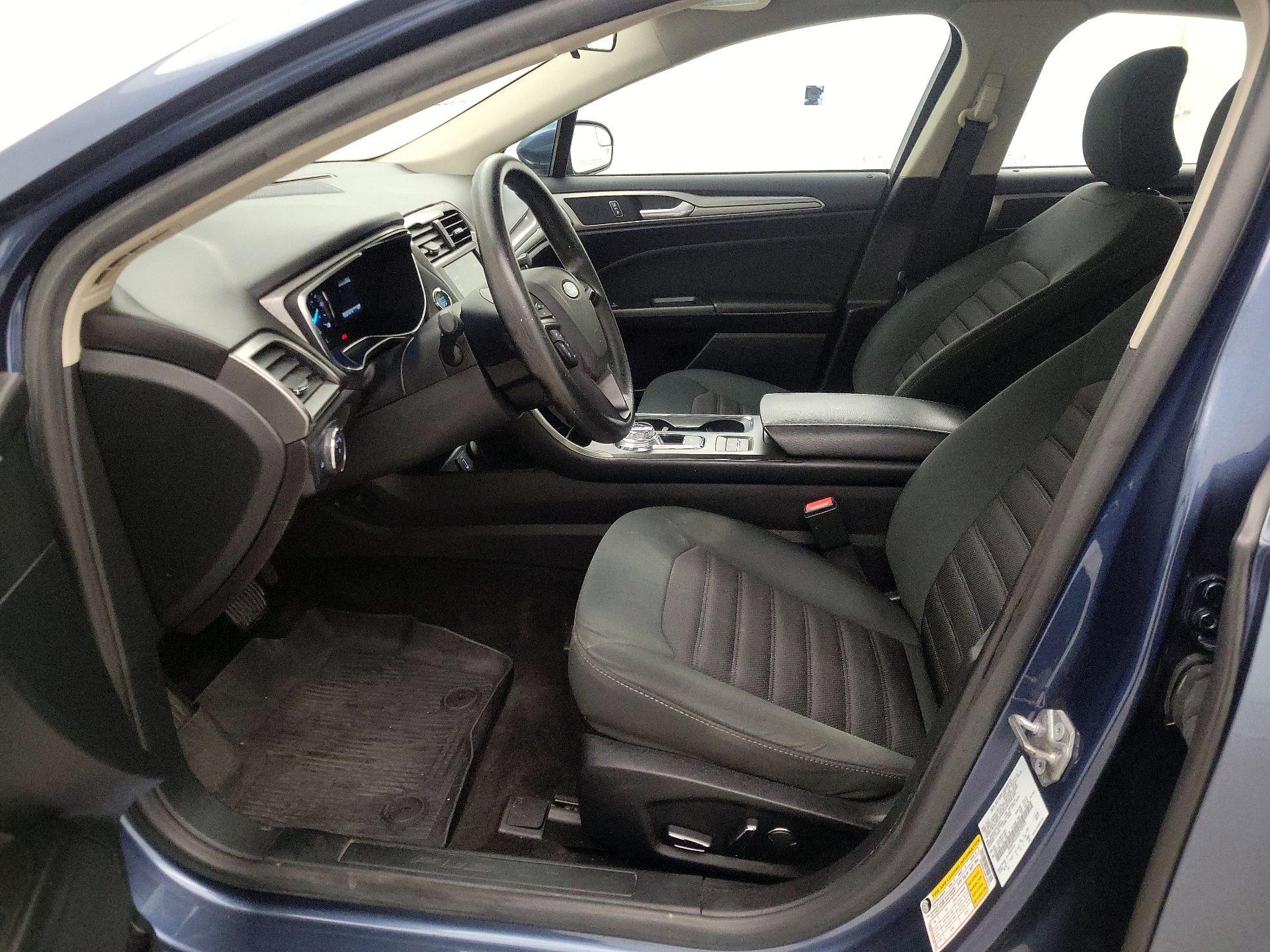Thumbnail: 2018 Ford Fusion - 11
