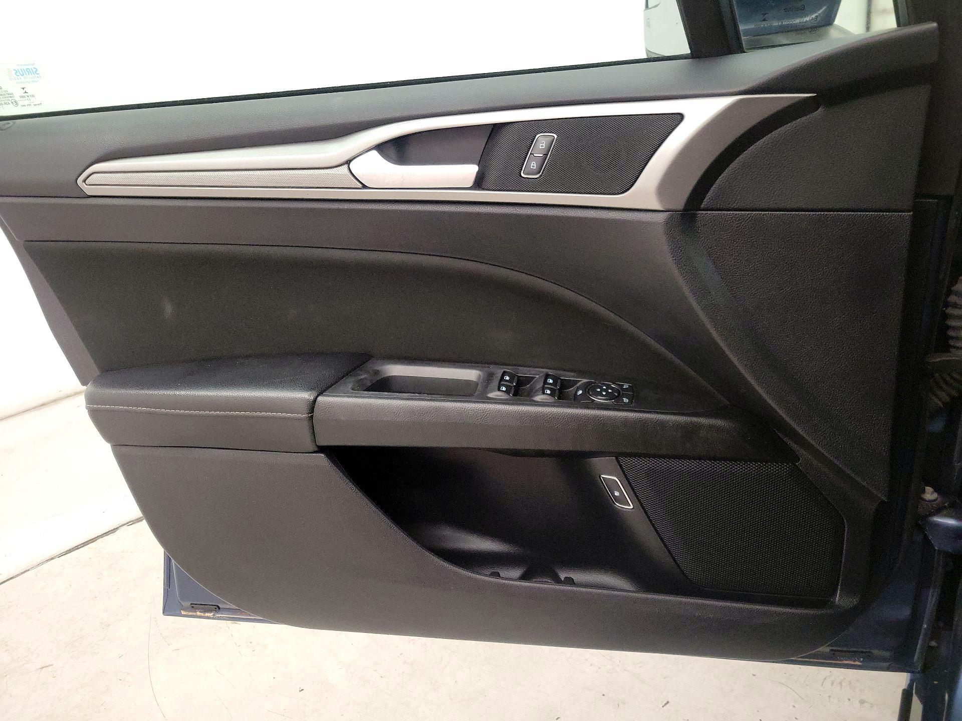 Thumbnail: 2018 Ford Fusion - 12